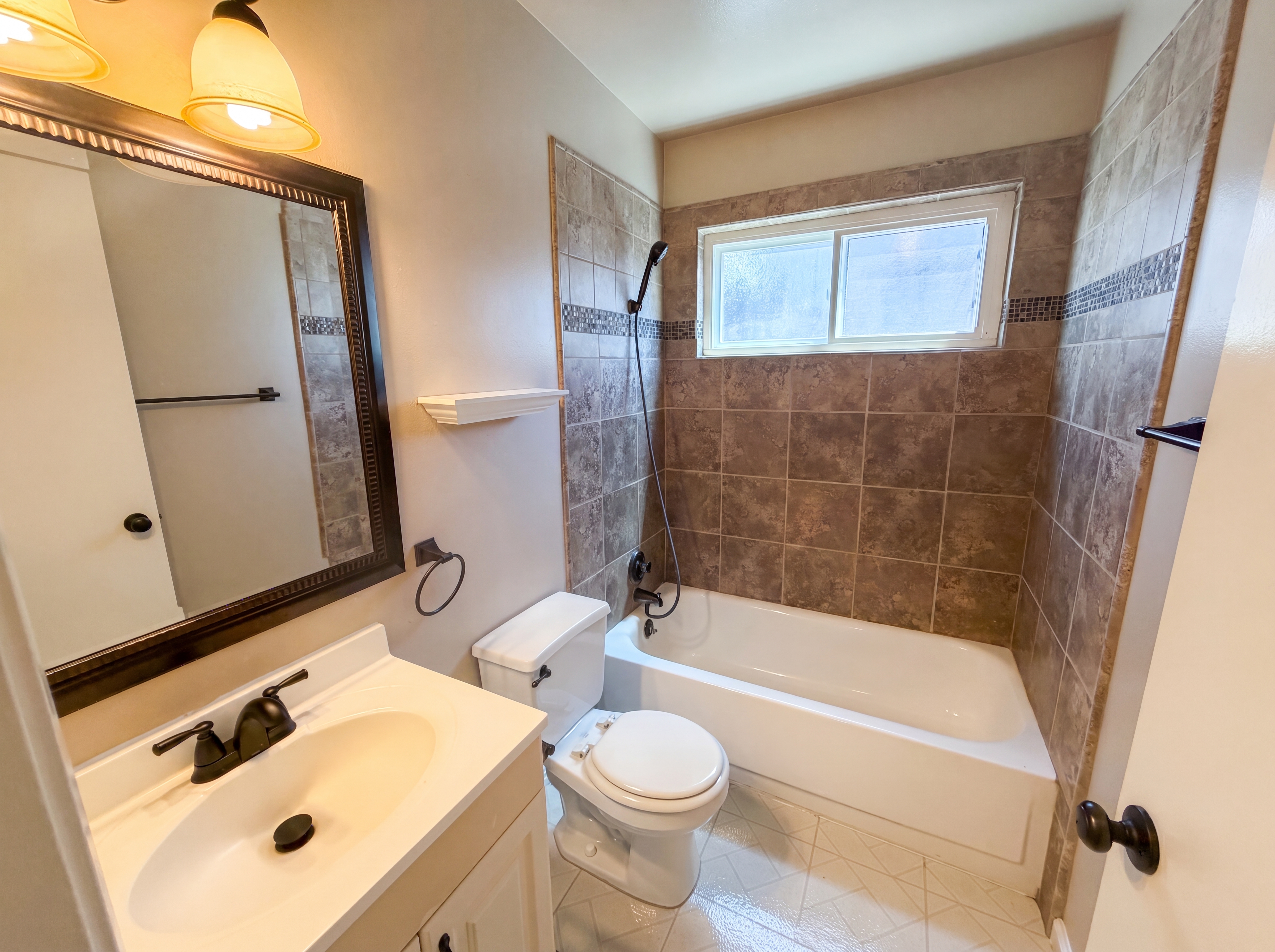 Photo 19 of 38 of 4828 Rockland Way, Fair Oaks, CA