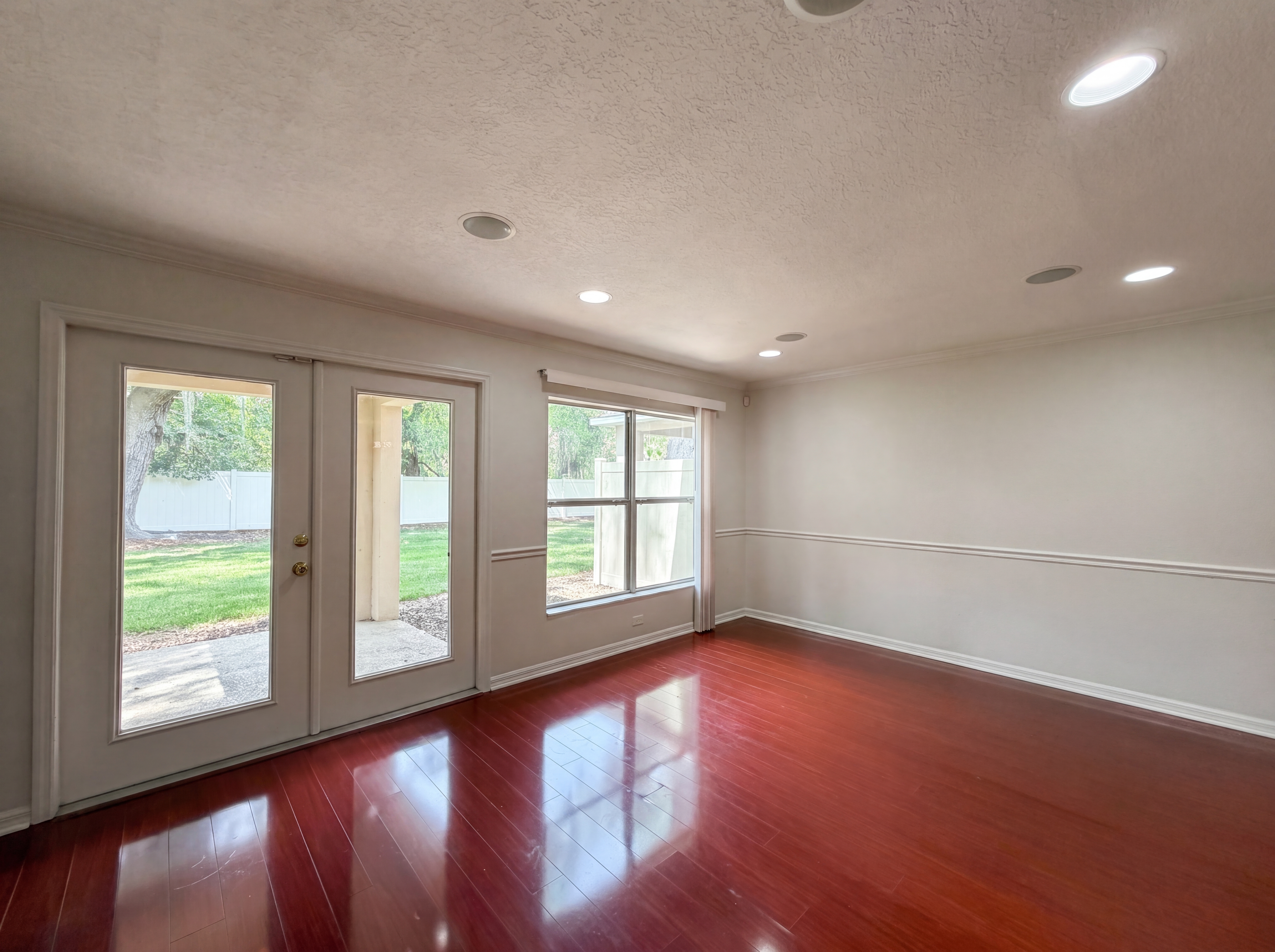 Photo 6 of 26 of 2972 Royal Tuscan Ln, Valrico, FL