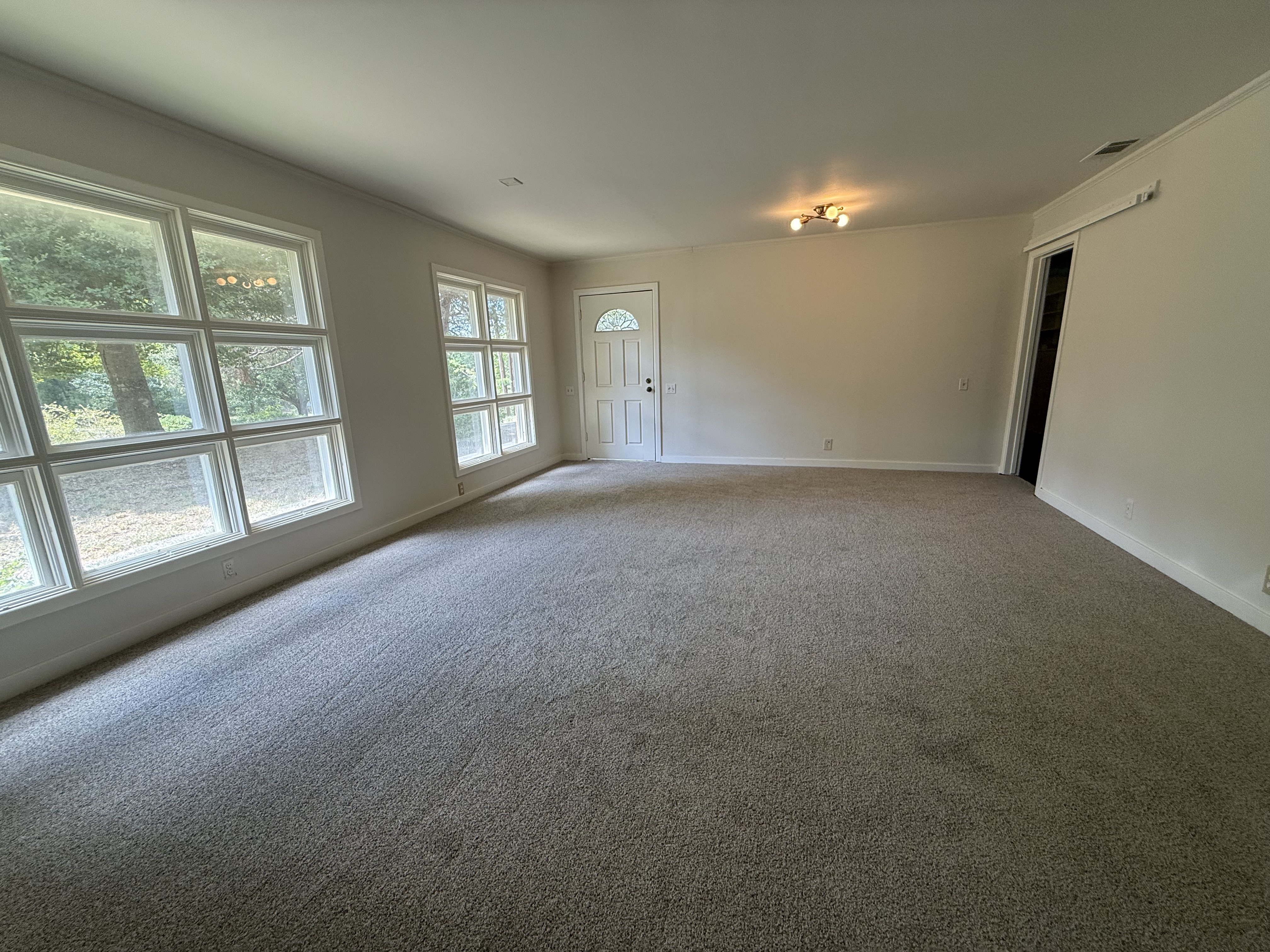 Photo 3 of 19 of 11212 Stuart St, Brownsboro, TX