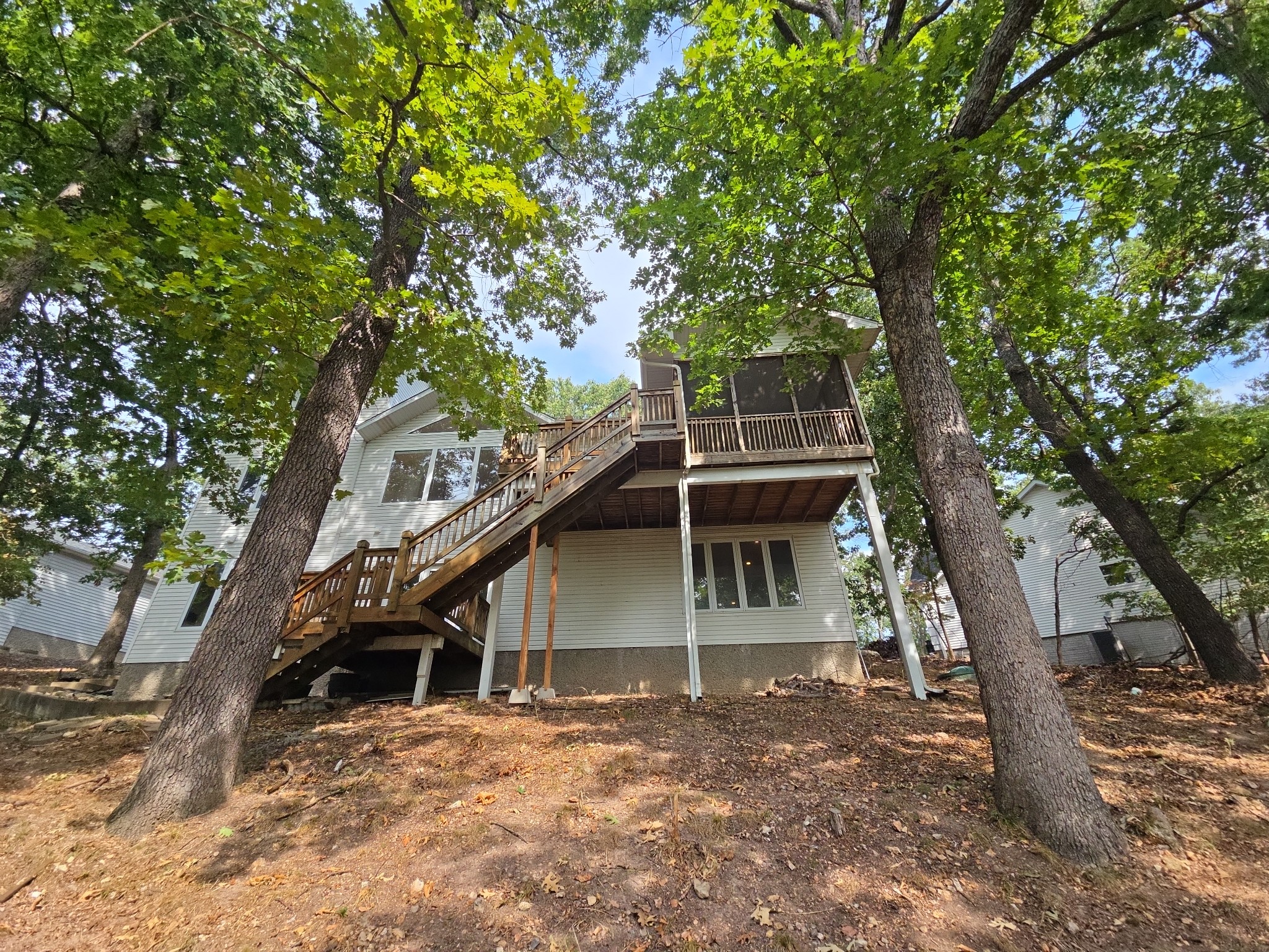 Photo 5 of 25 of 67 Keywest Ct, Lake Ozark, MO