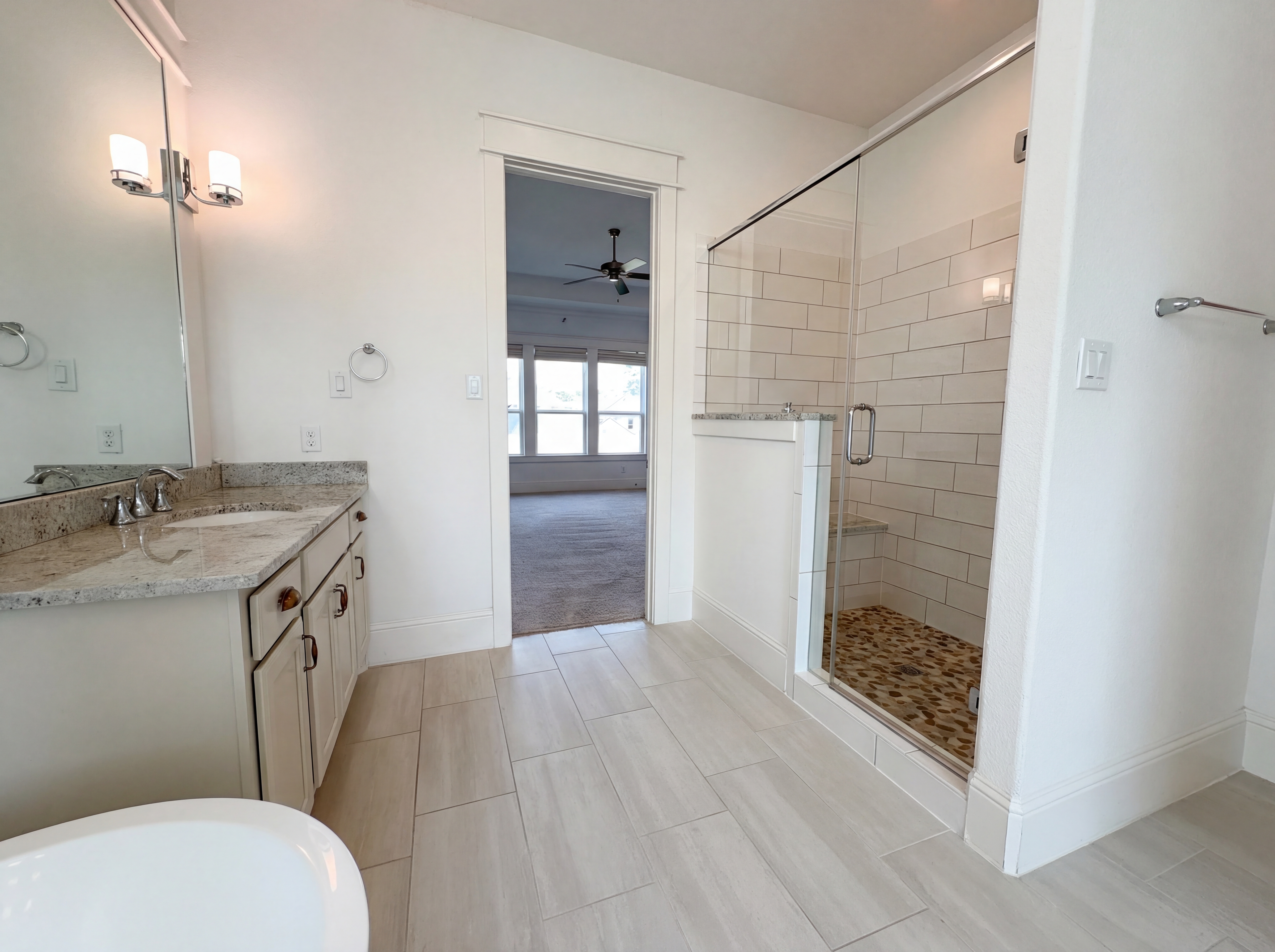 Photo 16 of 23 of 2333 Goldenglade Dr, Conroe, TX