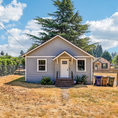 Property photo 1 of 6925 52nd Ave W