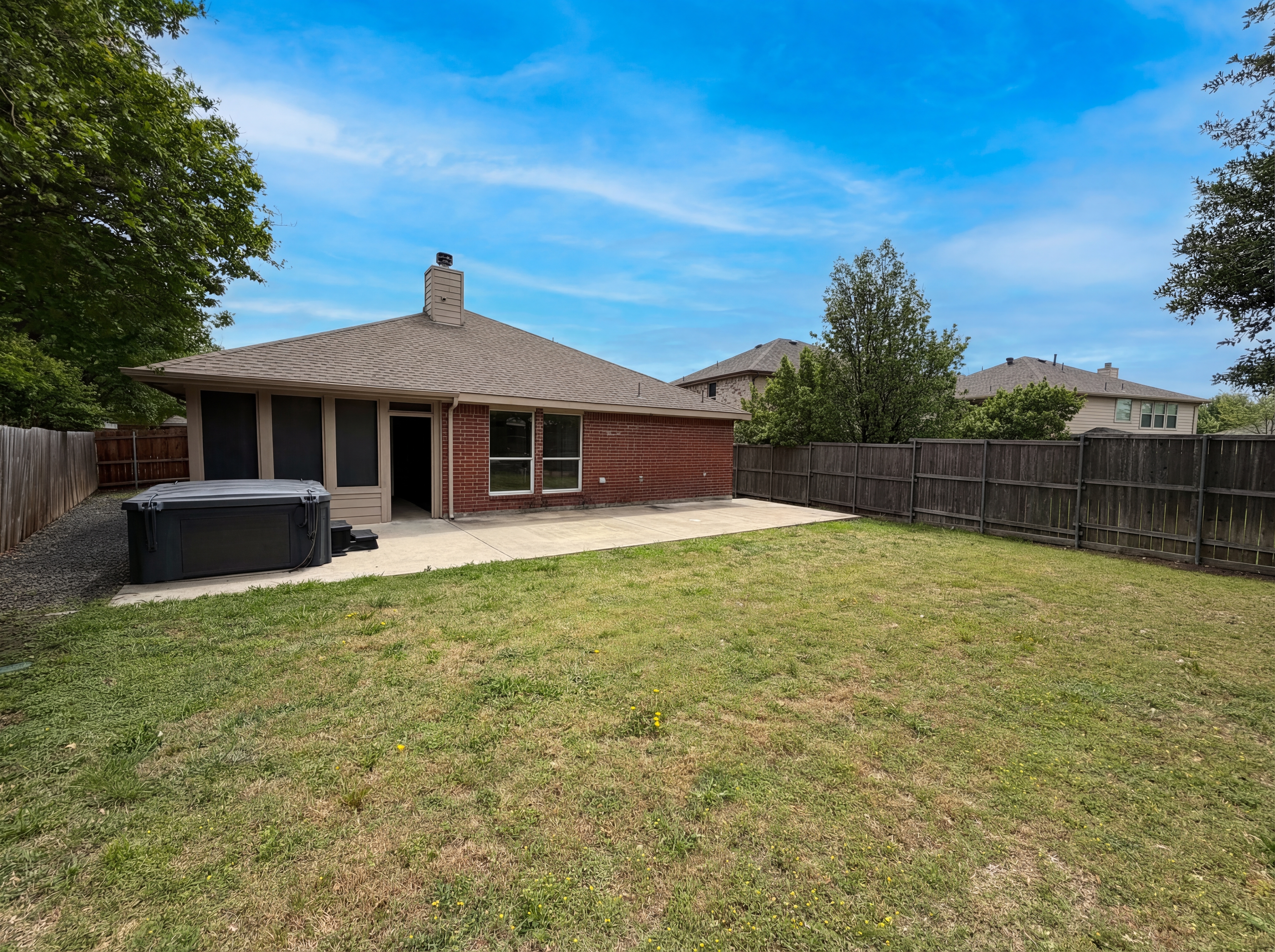 Photo 5 of 18 of 2124 Highland River Dr, Wylie, TX