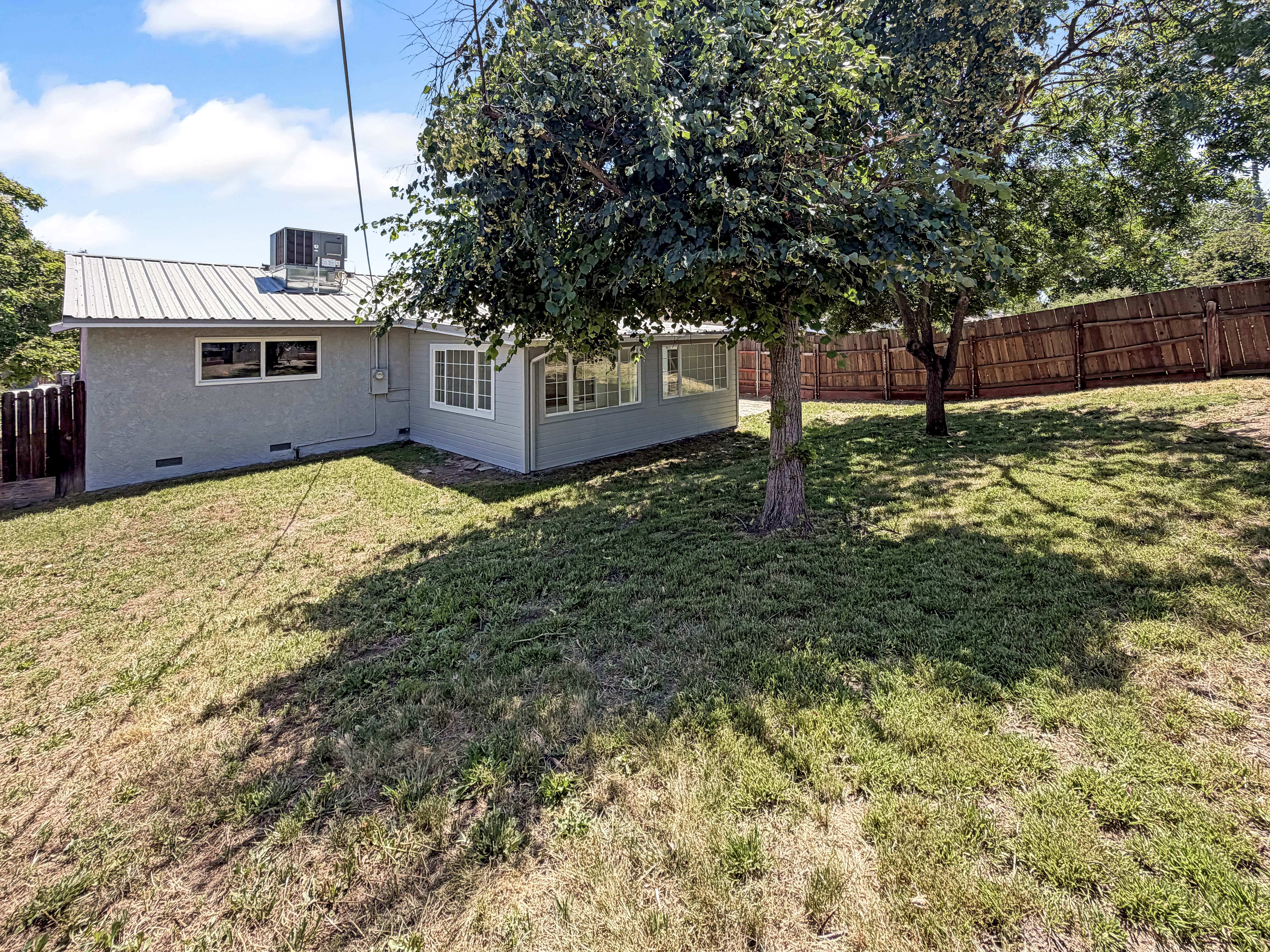 Photo 25 of 26 of 7827 Glen Tree Dr, Citrus Heights, CA