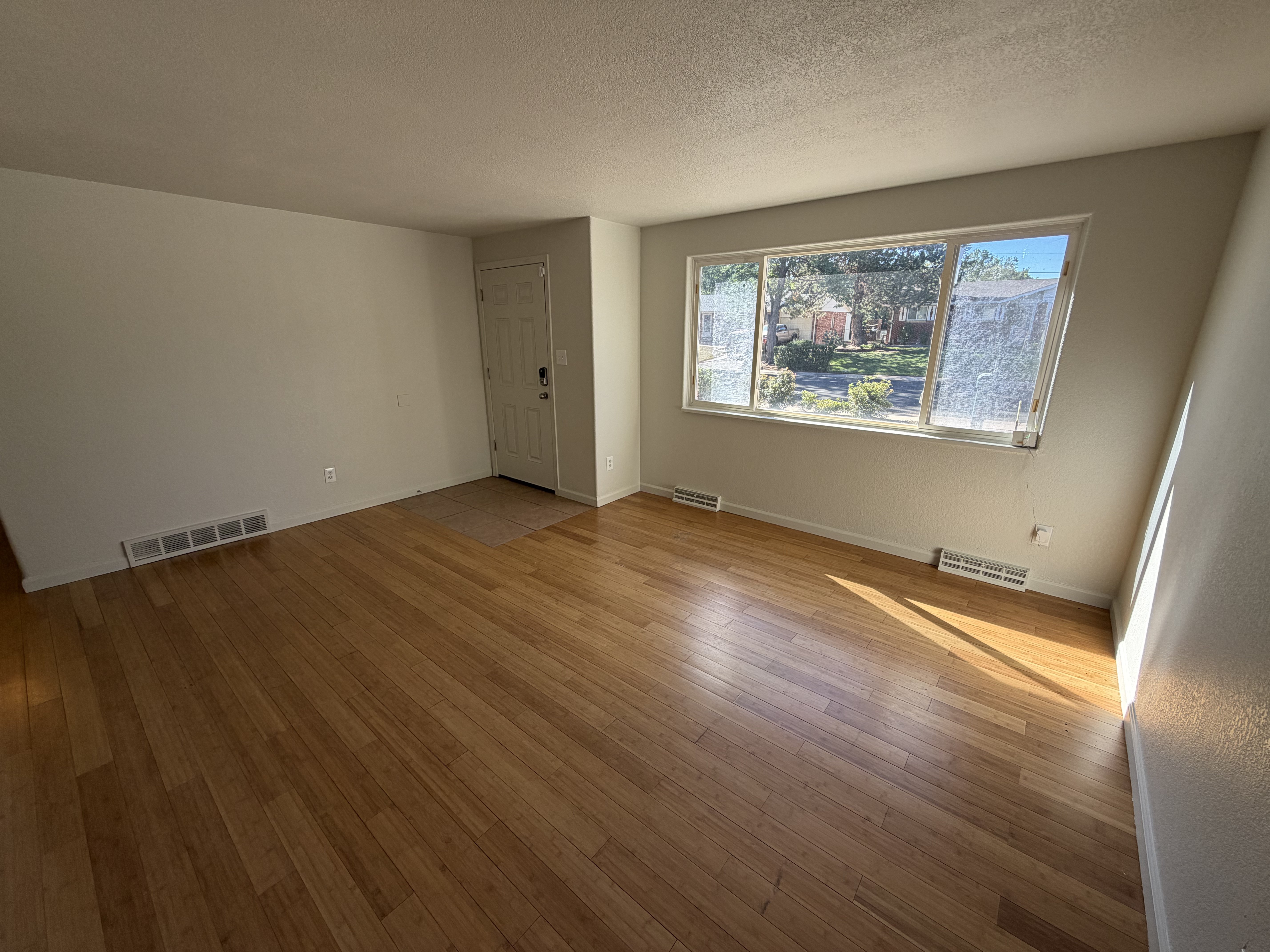 Photo 3 of 32 of 12129 E Exposition Dr, Aurora, CO