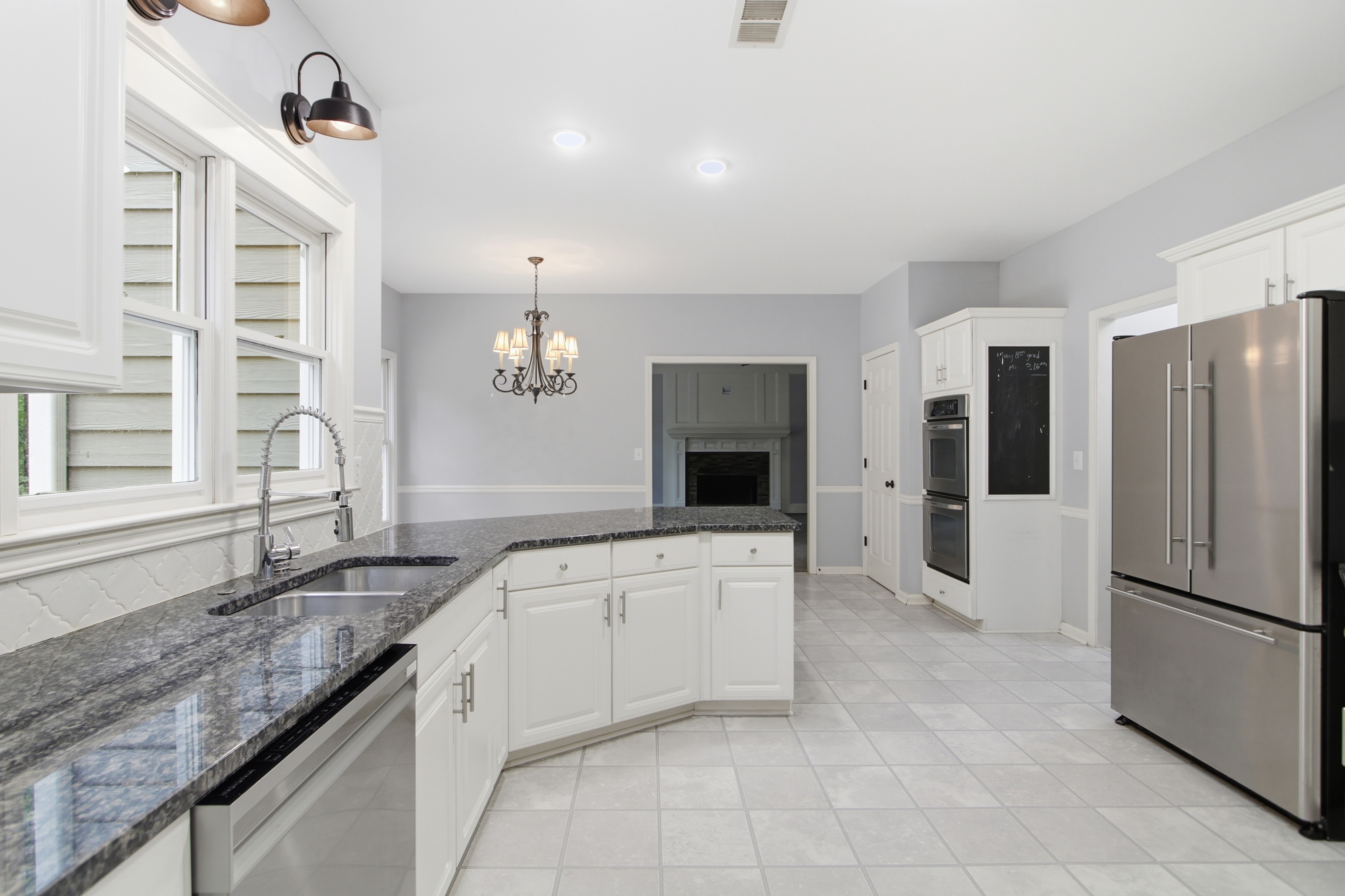 Photo 11 of 42 of 5117 Chipping Dr NW, Acworth, GA