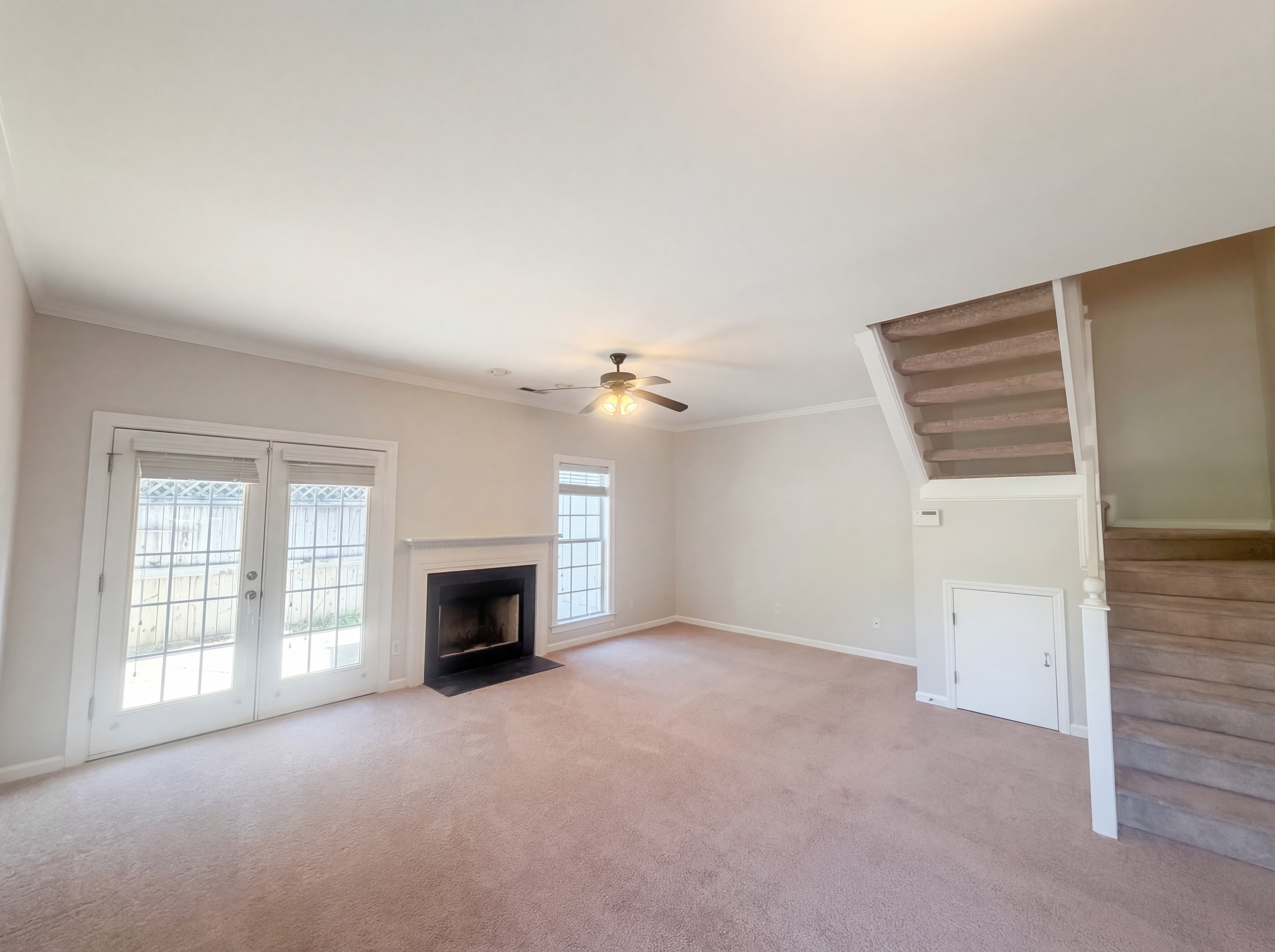 Photo 7 of 16 of 4321 Pine Springs Ct, Raleigh, NC