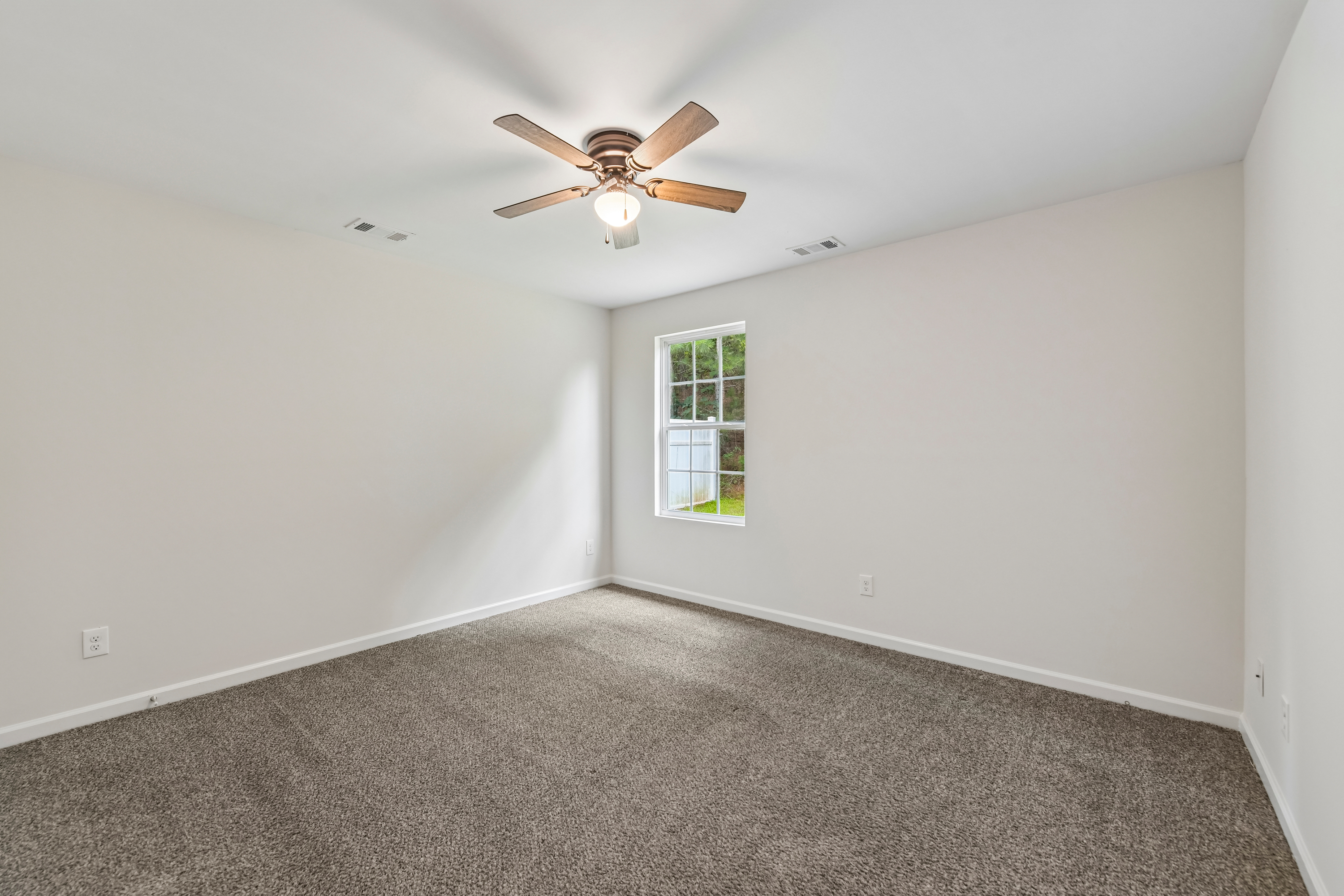 Photo 7 of 33 of 2112 Rosemary Way, Gainesville, GA