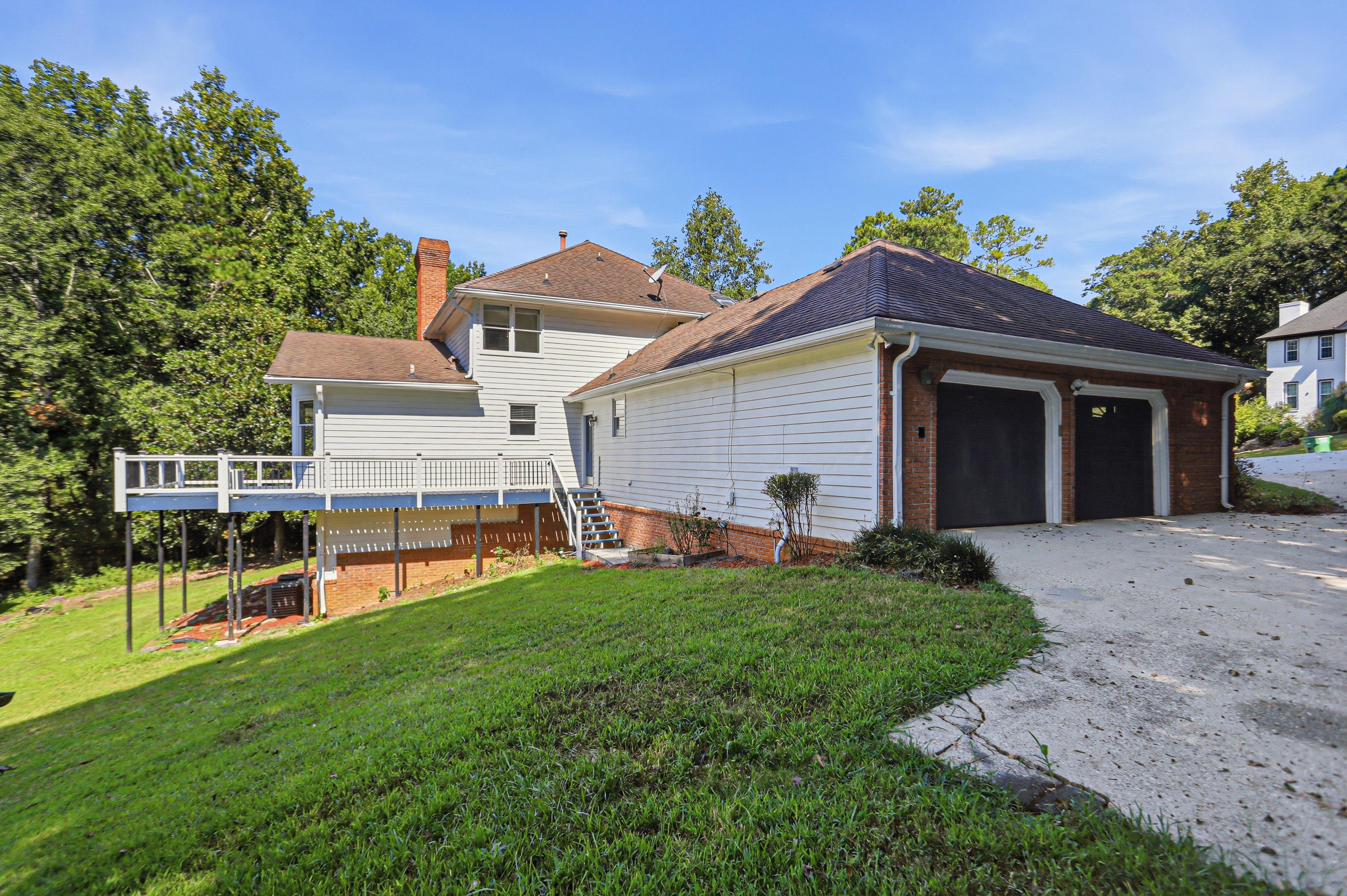 Photo 24 of 28 of 1102 Timber Glen Ct SW, Lilburn, GA
