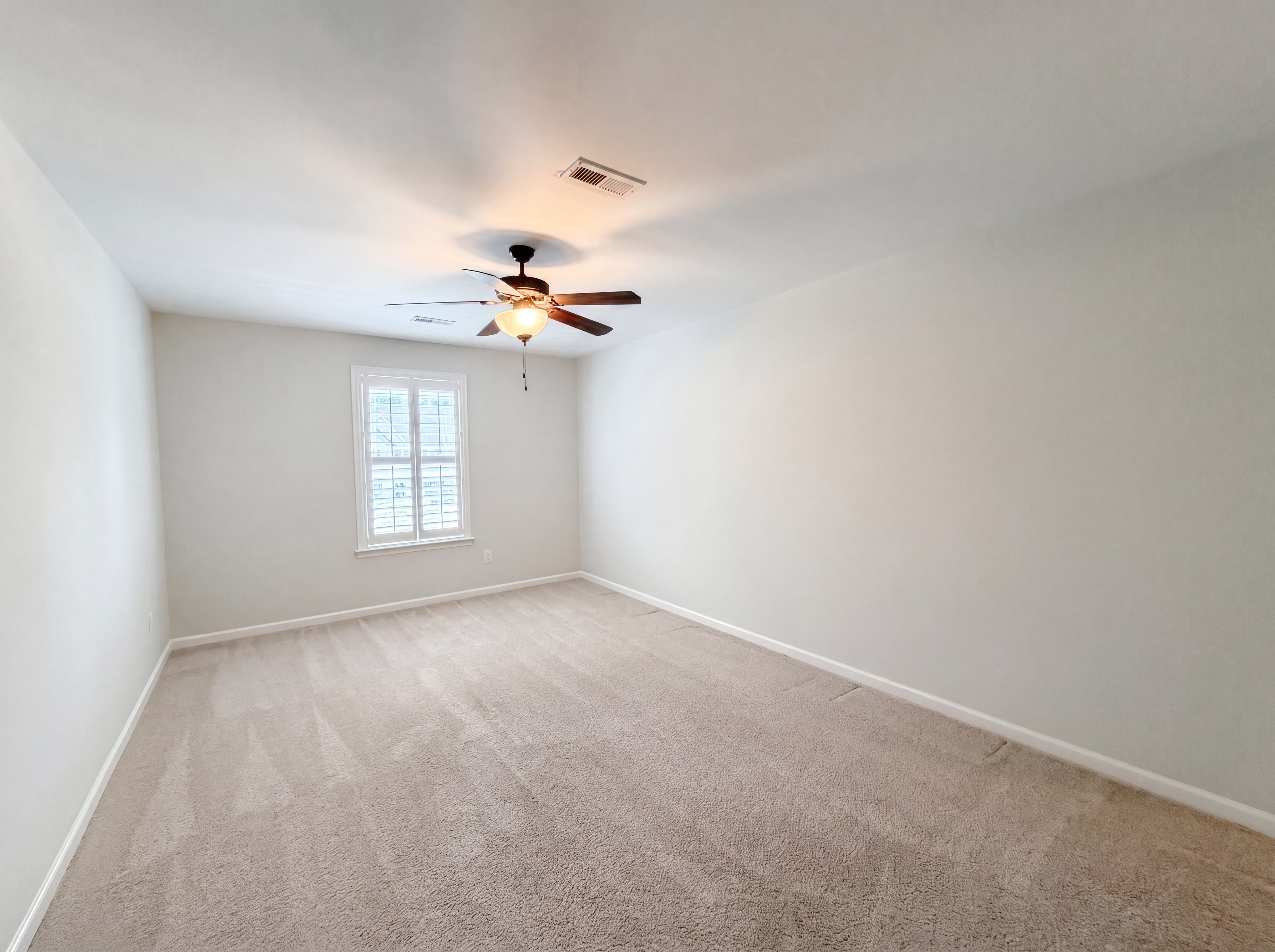 Photo 18 of 28 of 156 Southbrook Ln, Sanford, NC