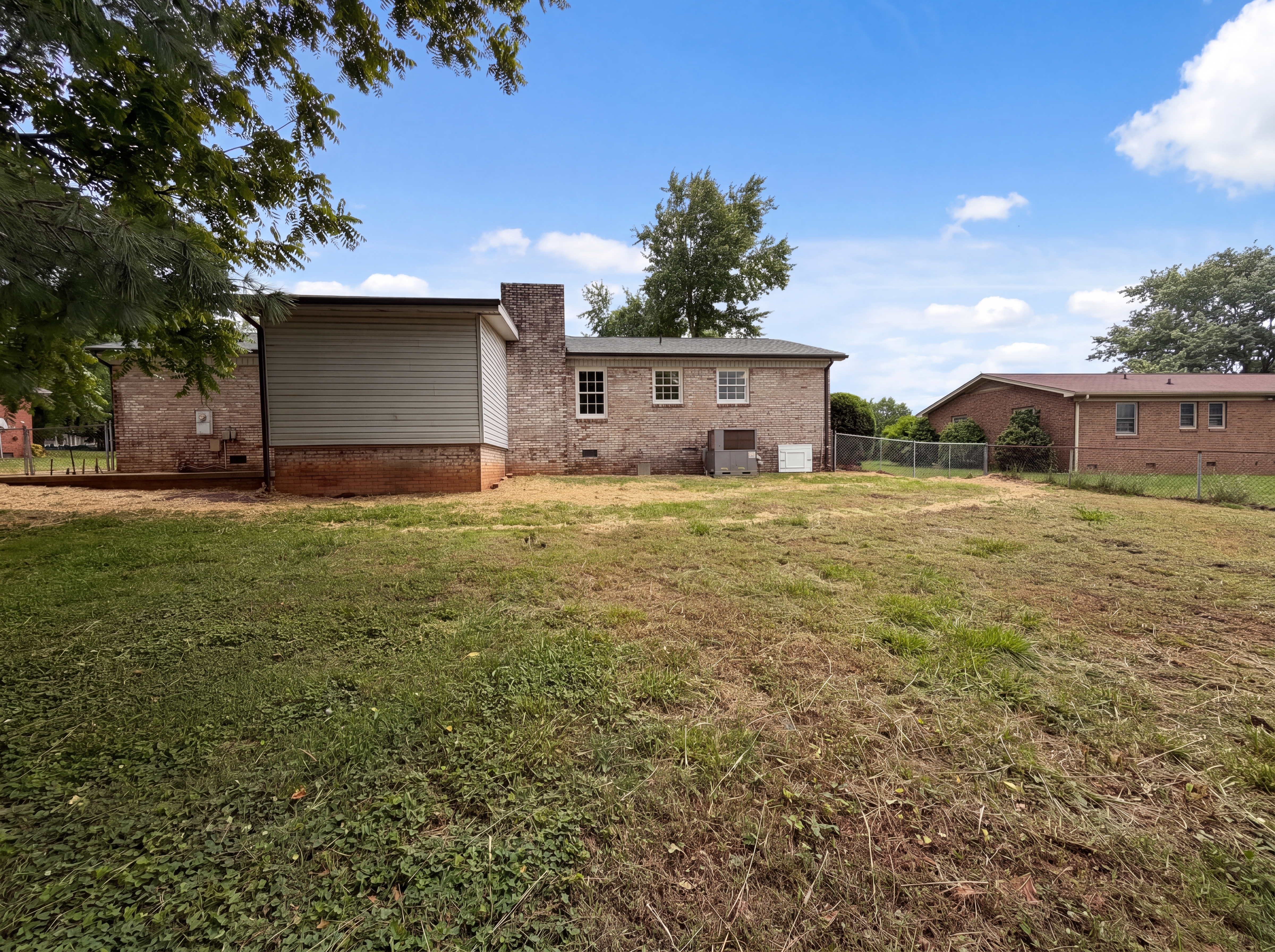 Photo 5 of 16 of 814 Charles Rd, Shelby, NC