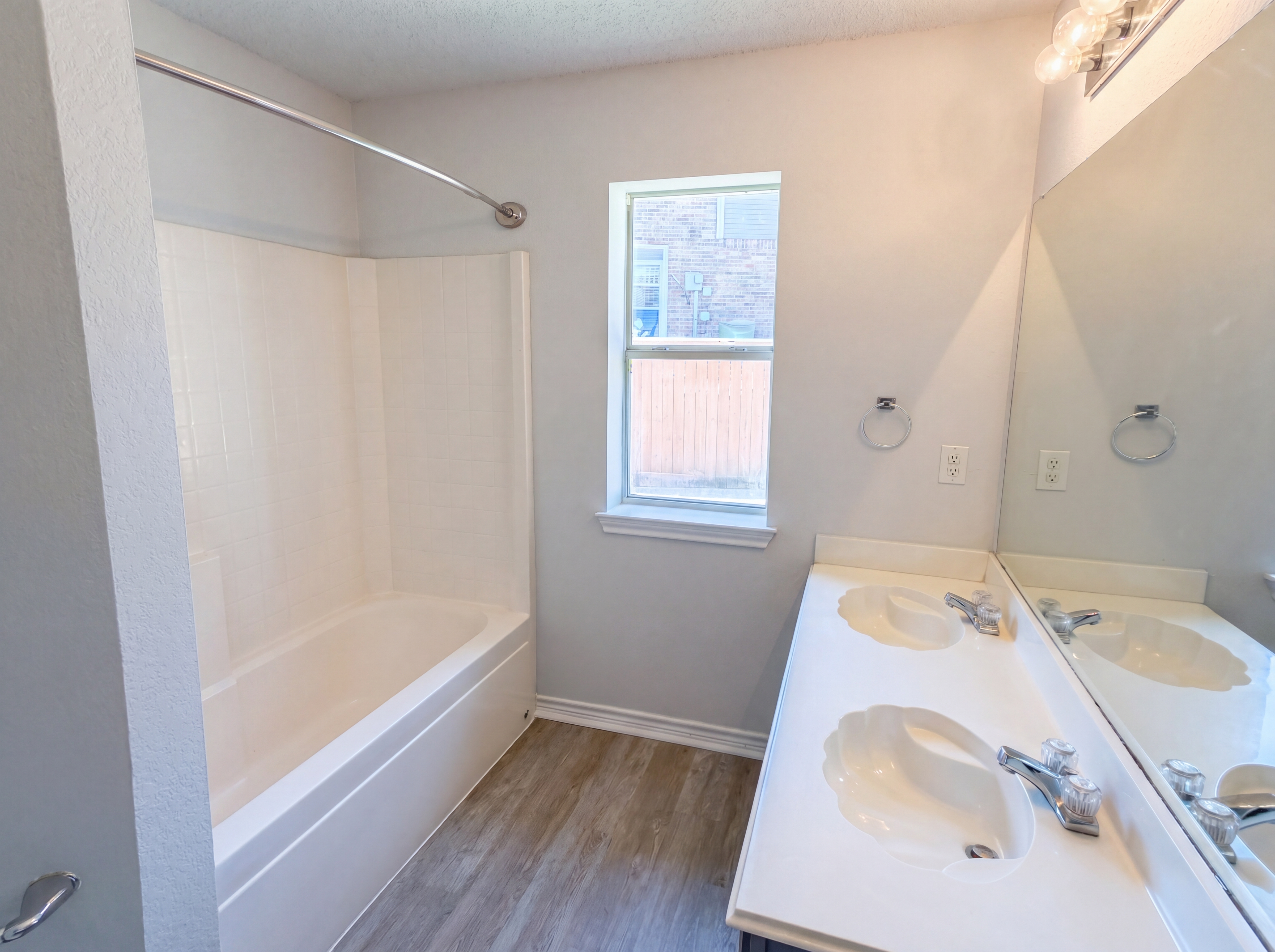 Photo 12 of 15 of 735 Highridge Dr, Little Elm, TX
