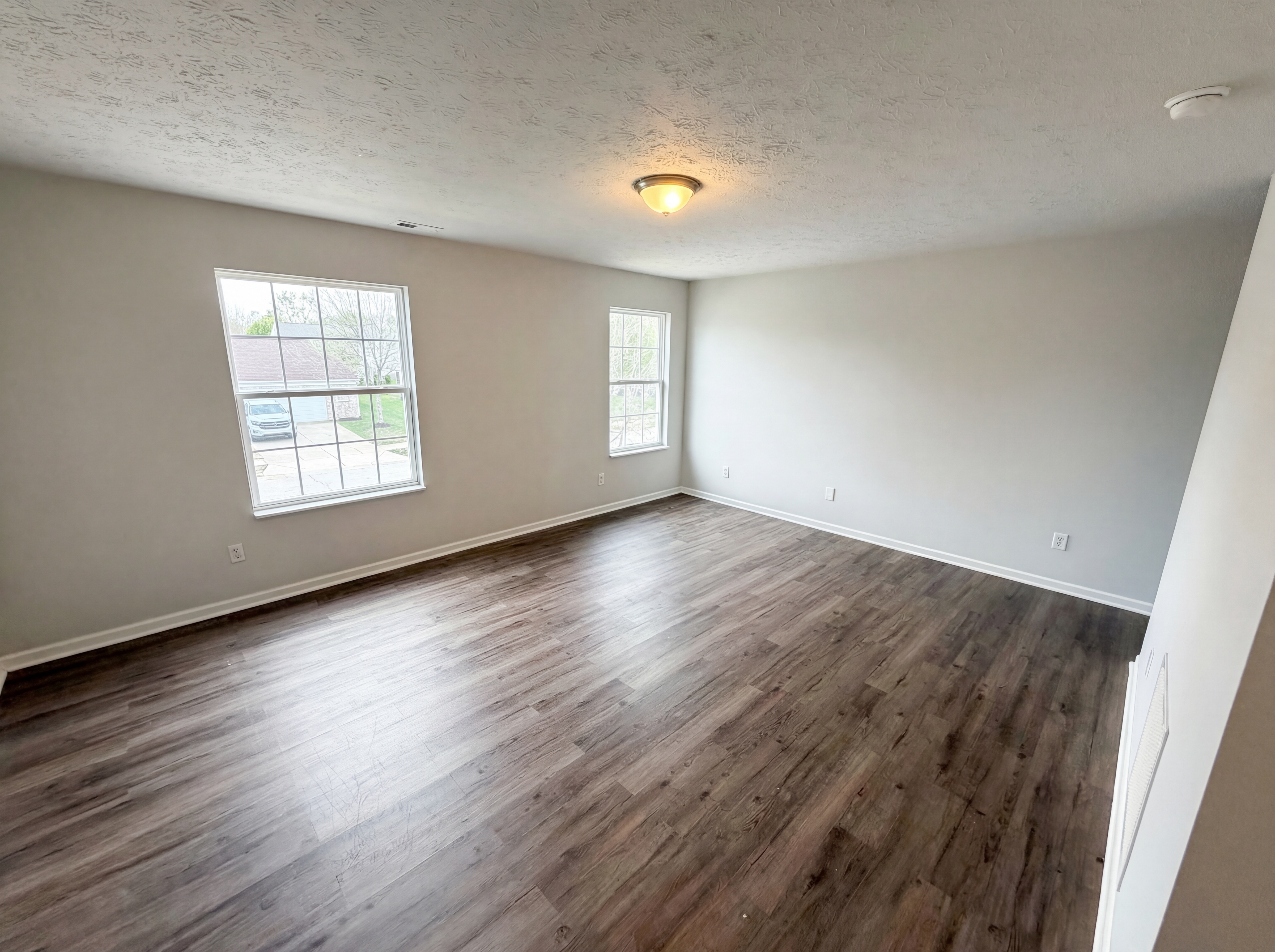 Photo 14 of 28 of 8911 Alto Way, Indianapolis, IN