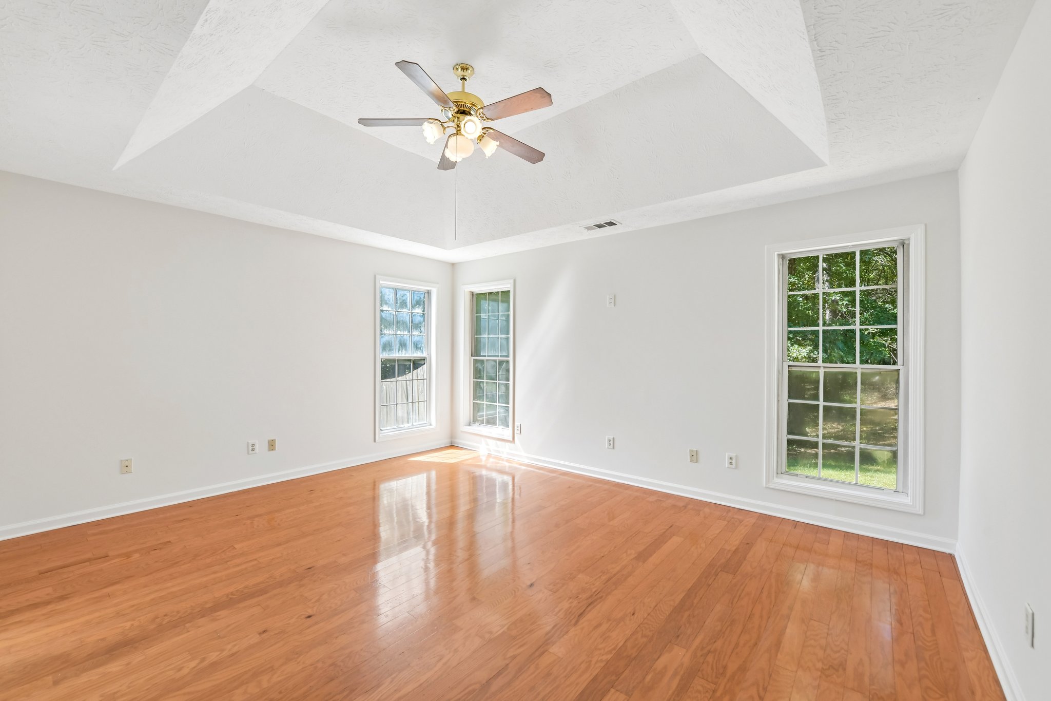 Photo 20 of 38 of 206 Northwind Dr, Stockbridge, GA