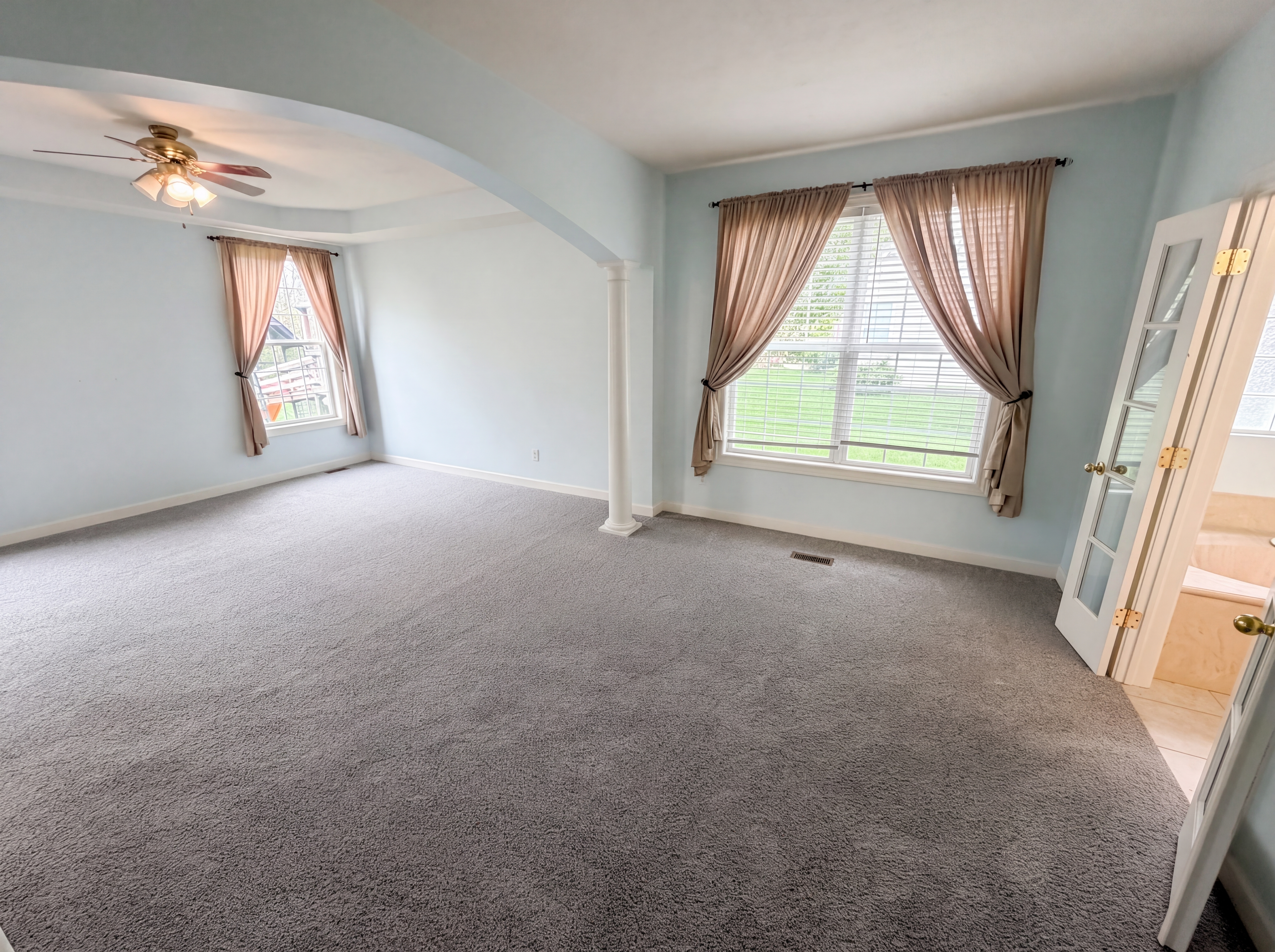 Photo 8 of 31 of 6206 W 900 N, McCordsville, IN