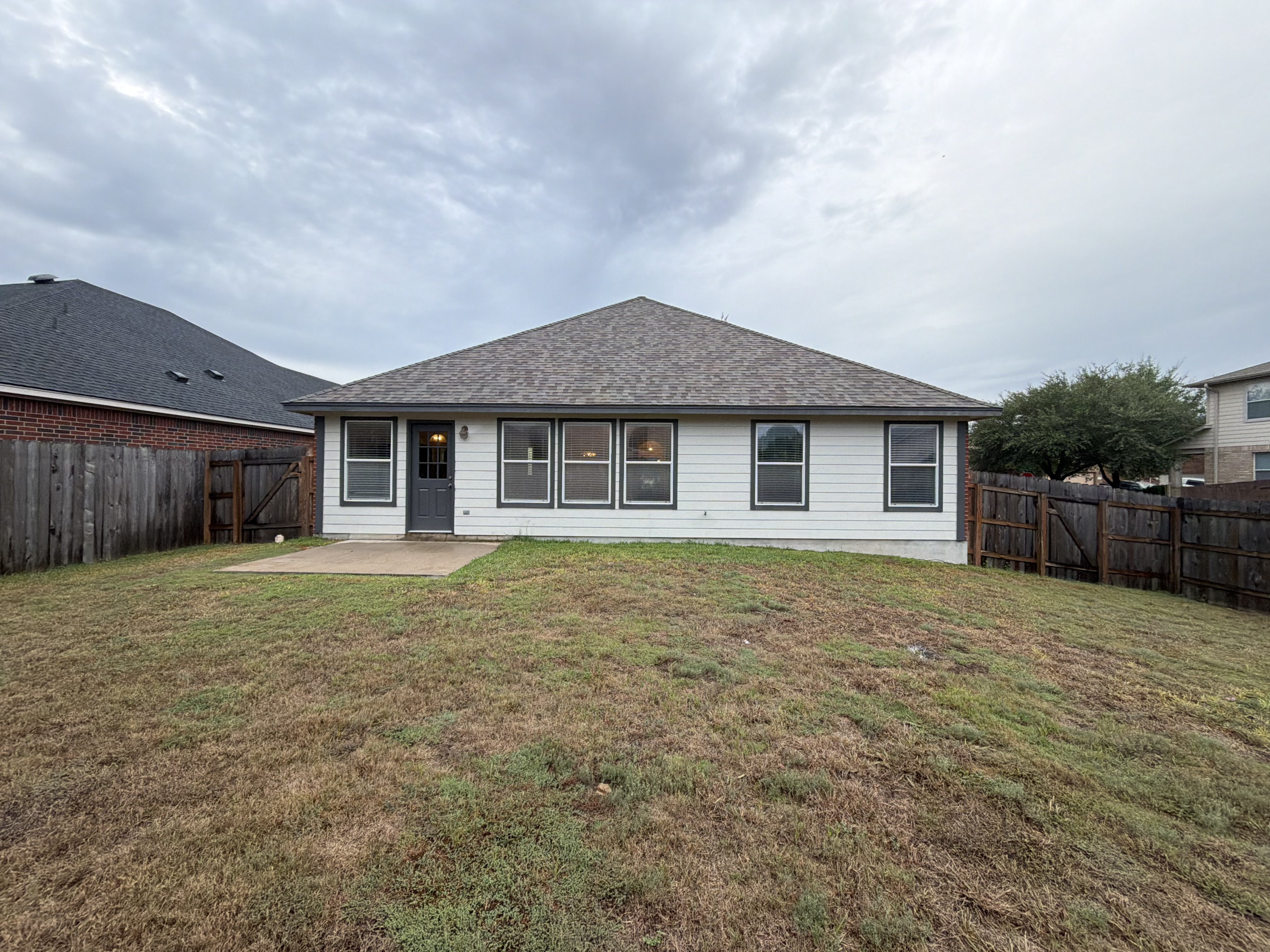 Photo 5 of 29 of 19217 Mangan Way, Pflugerville, TX