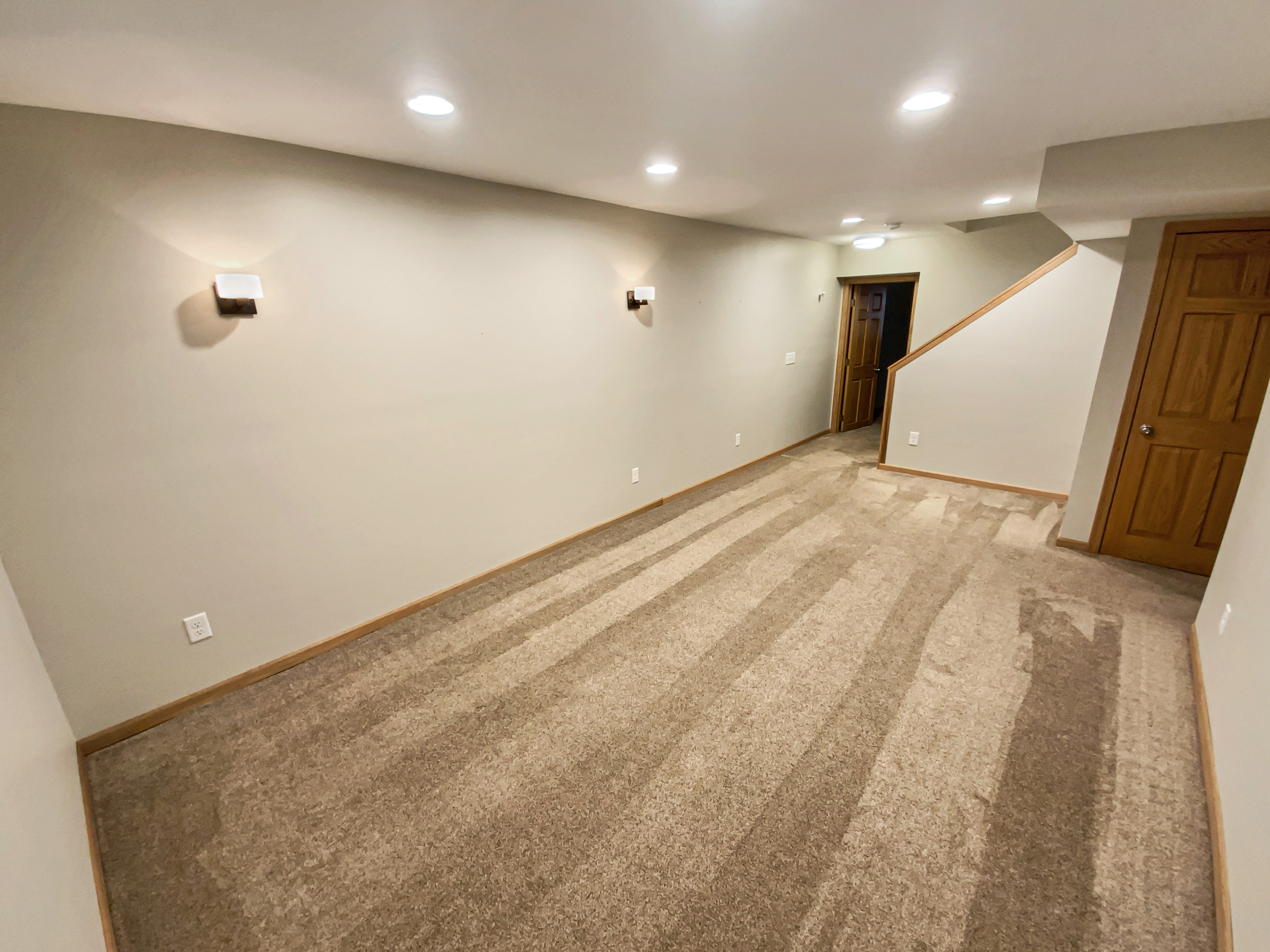 Photo 16 of 23 of 3017 Rainier Ct, Burnsville, MN