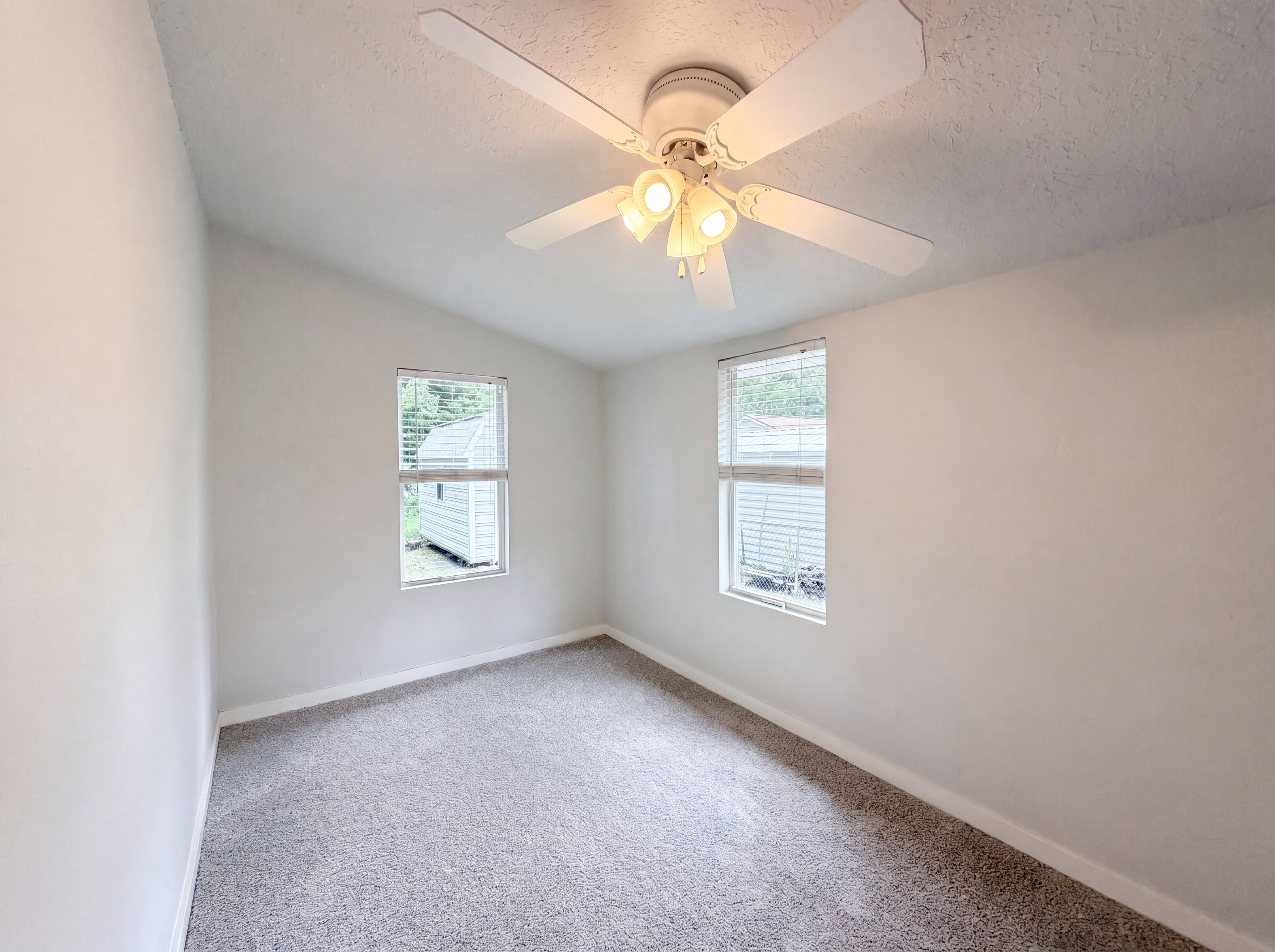 Photo 4 of 17 of 642 Gardiner St, Starke, FL