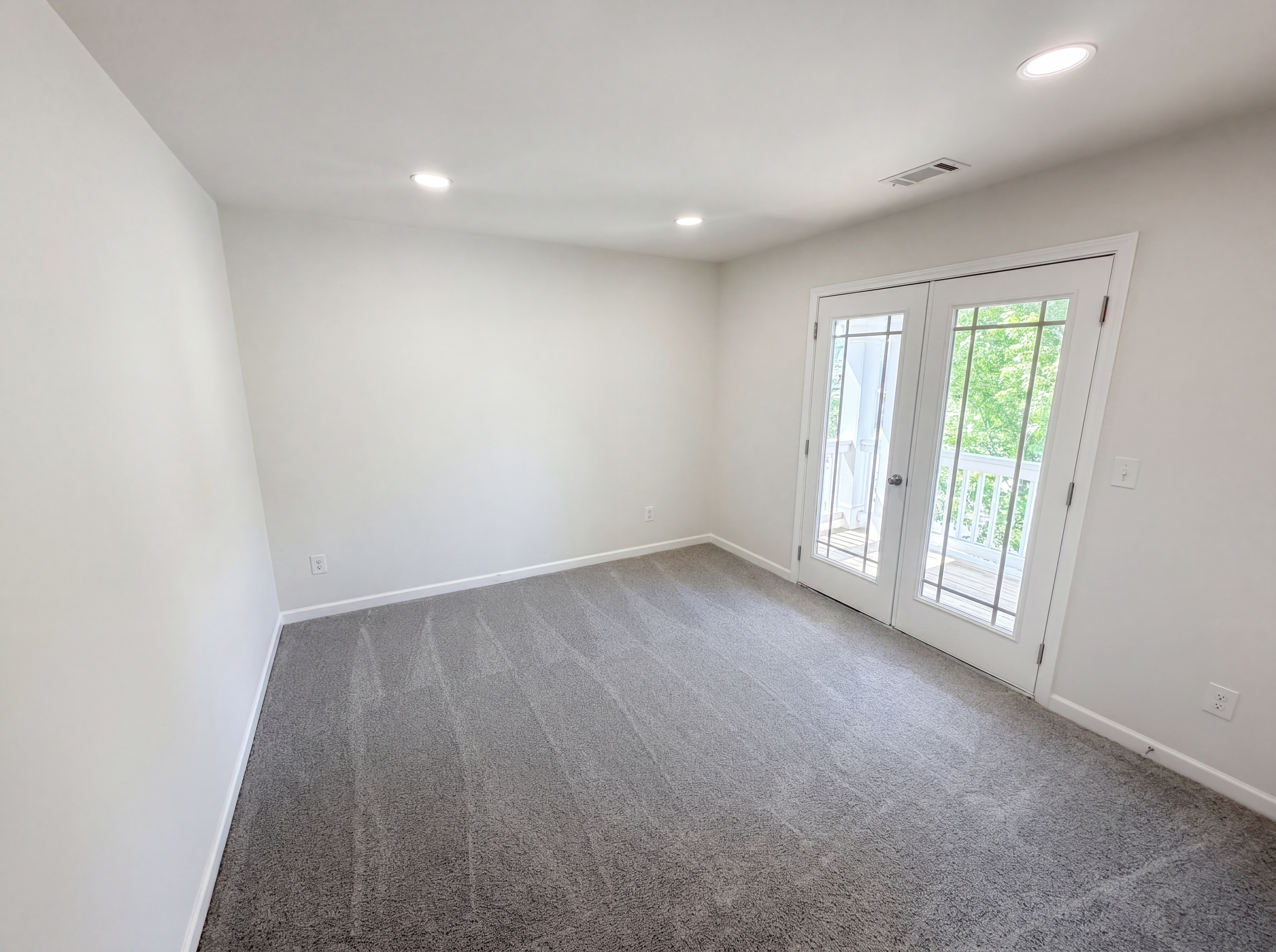 Photo 9 of 22 of 5049 Saphire Ct, Douglasville, GA