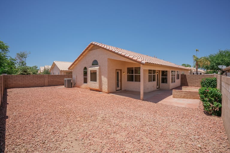 Photo 5 of 25 - 9821 W Yukon Dr, Peoria, AZ 85382