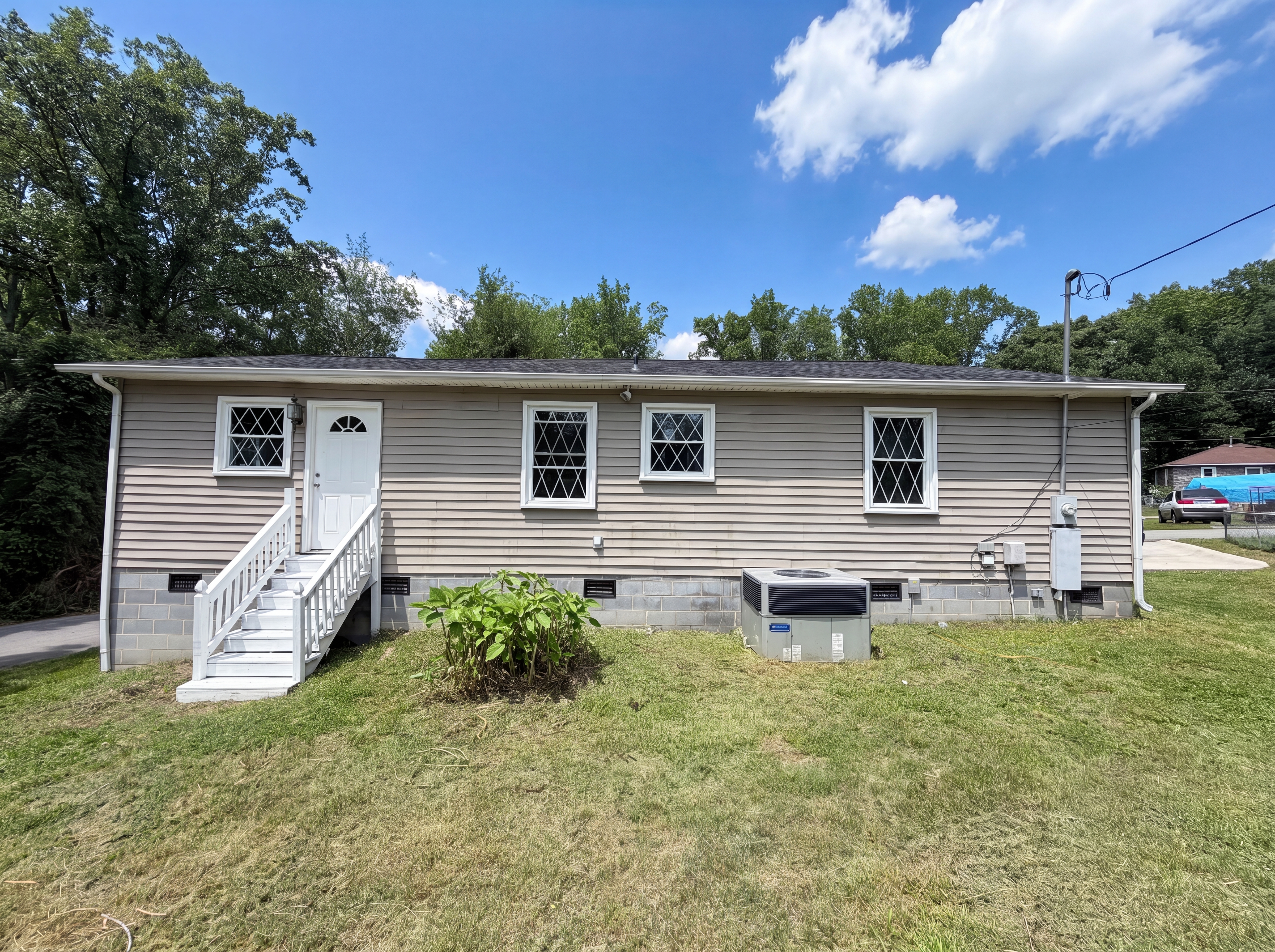 Photo 5 of 16 of 313 Black St, Cherryville, NC
