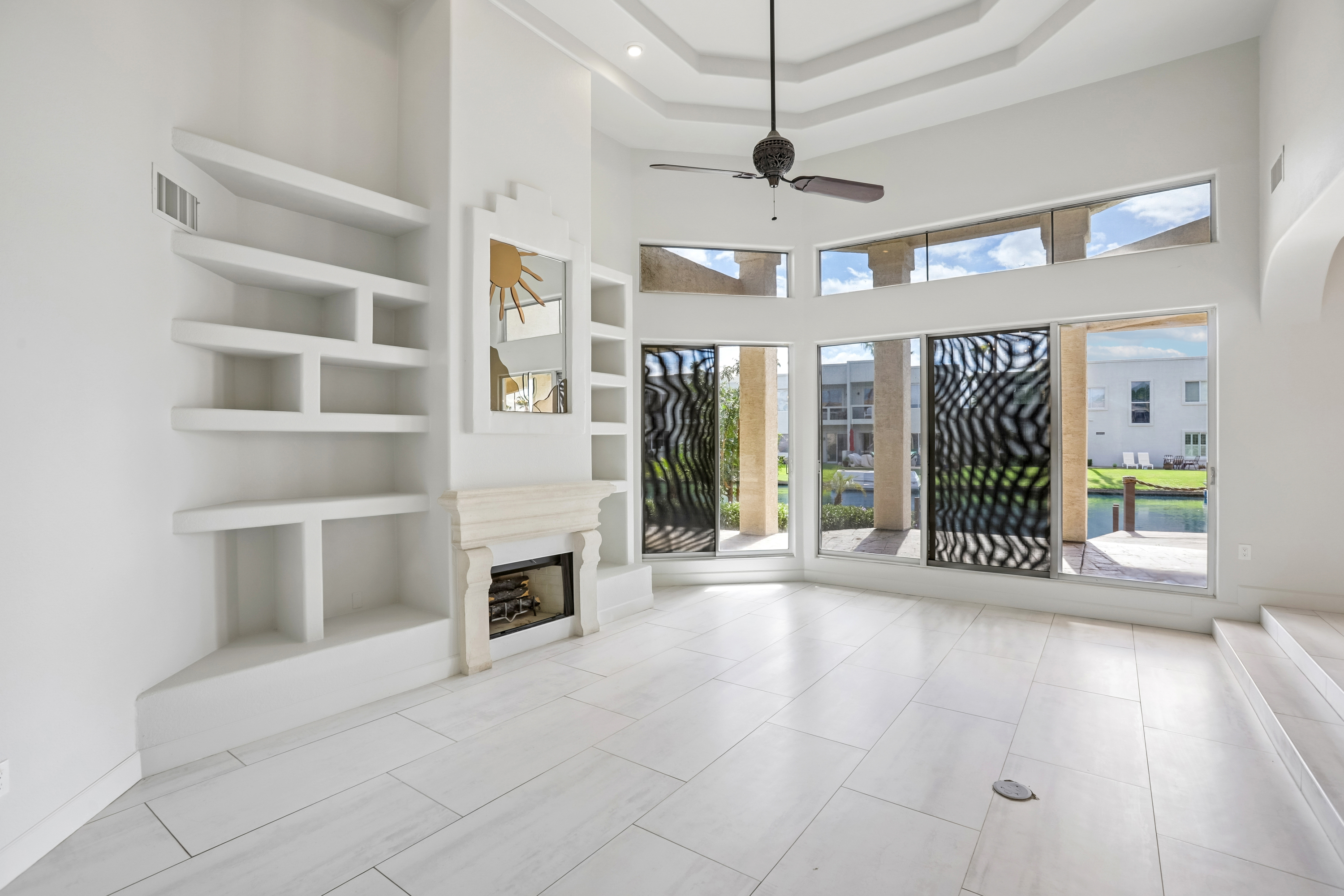 Photo 3 of 46 of 1401 W Sandpiper Dr, Gilbert, AZ