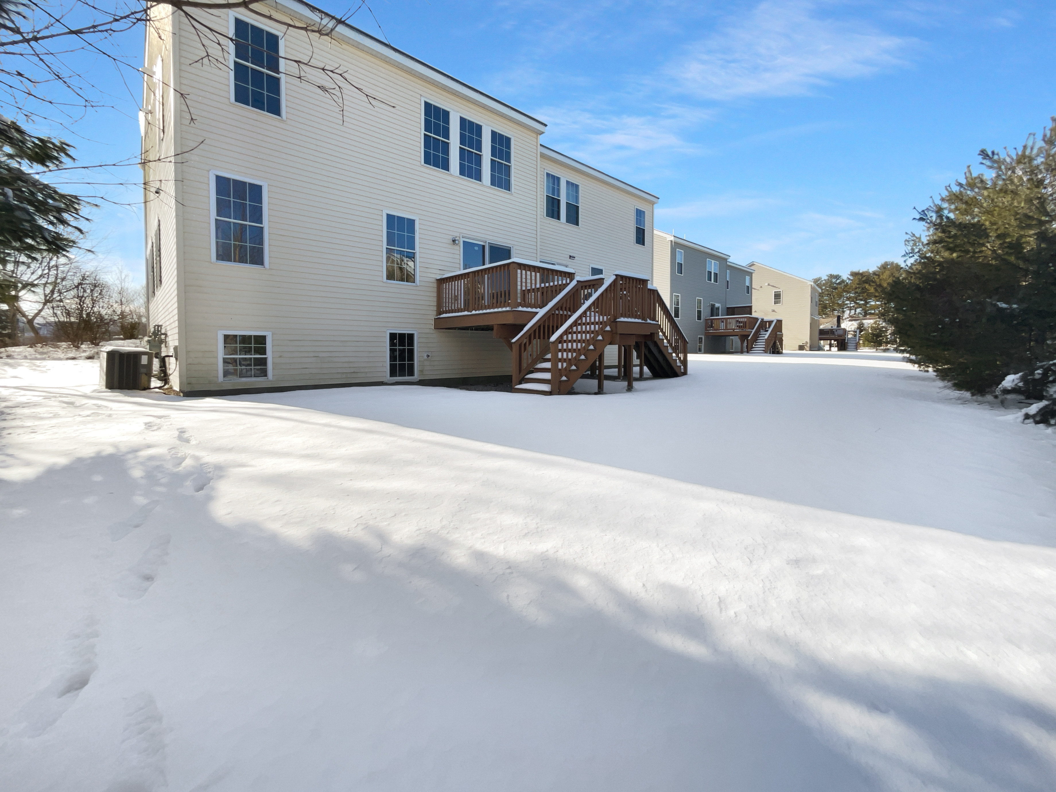 Photo 5 of 28 of 19 Crispwater Way, Hopkinton, MA