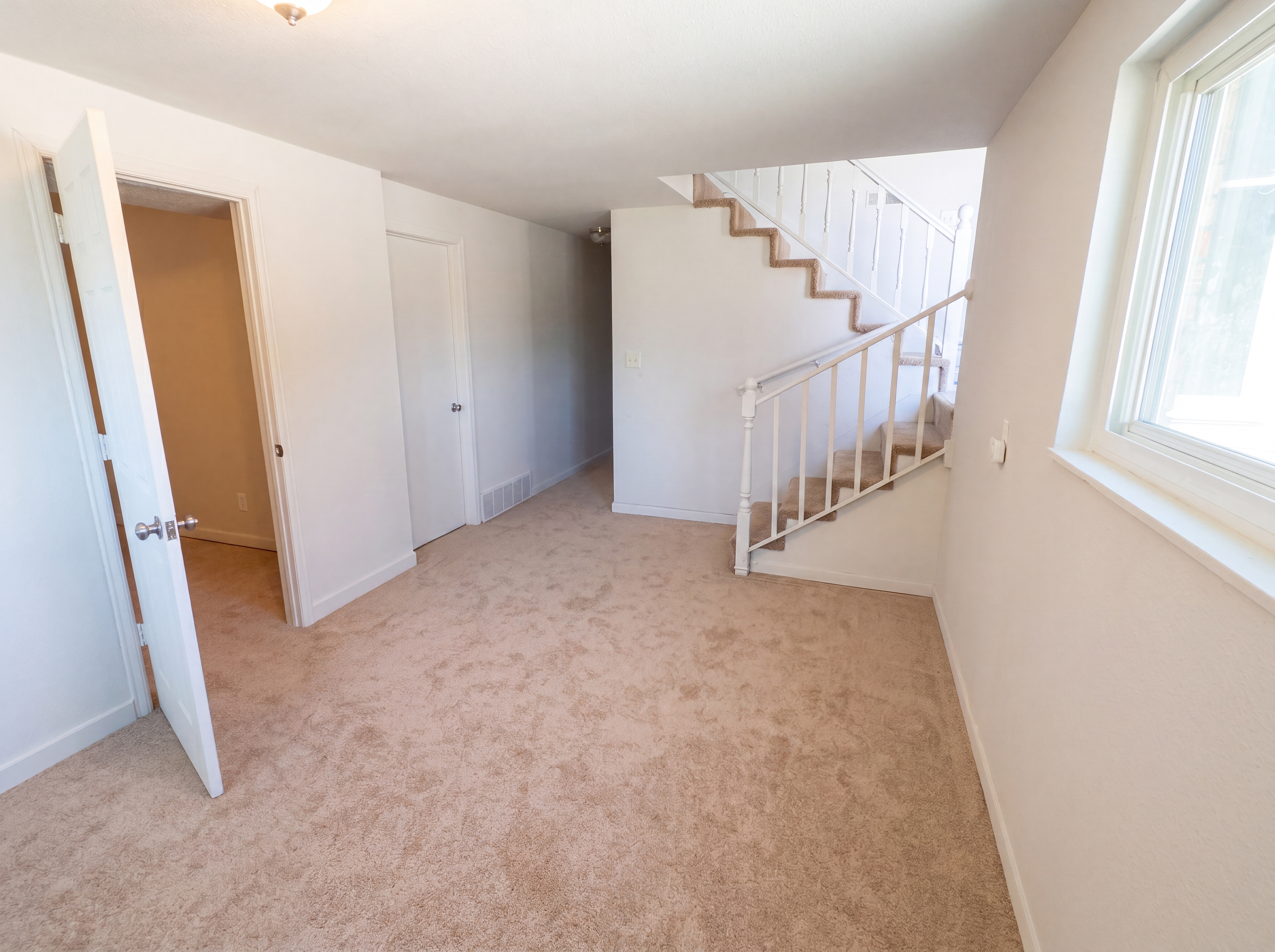 Photo 8 of 22 of 301 4th St, Swink, CO