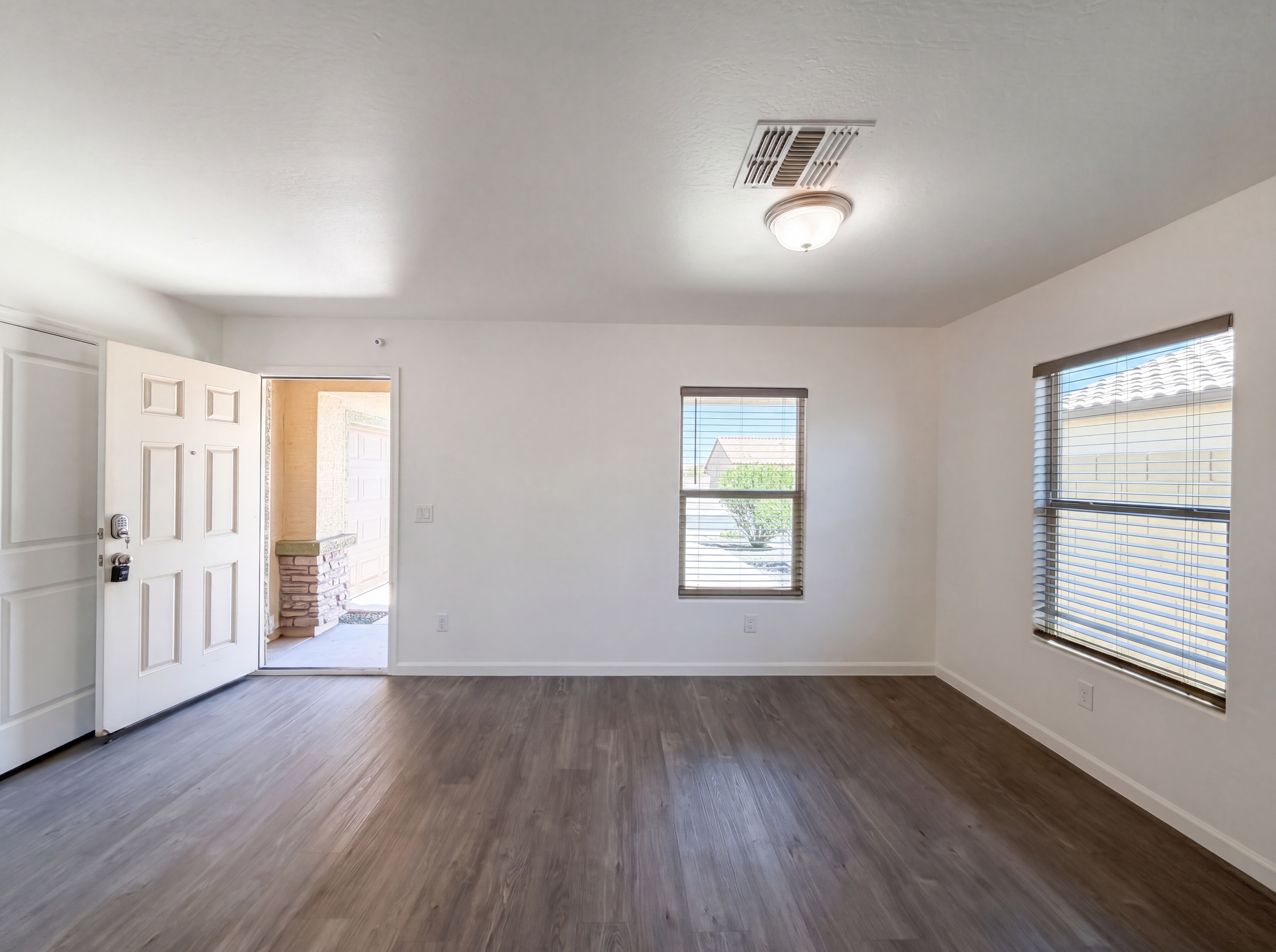 Photo 11 of 23 of 781 S Silvercreek Ln, Casa Grande, AZ