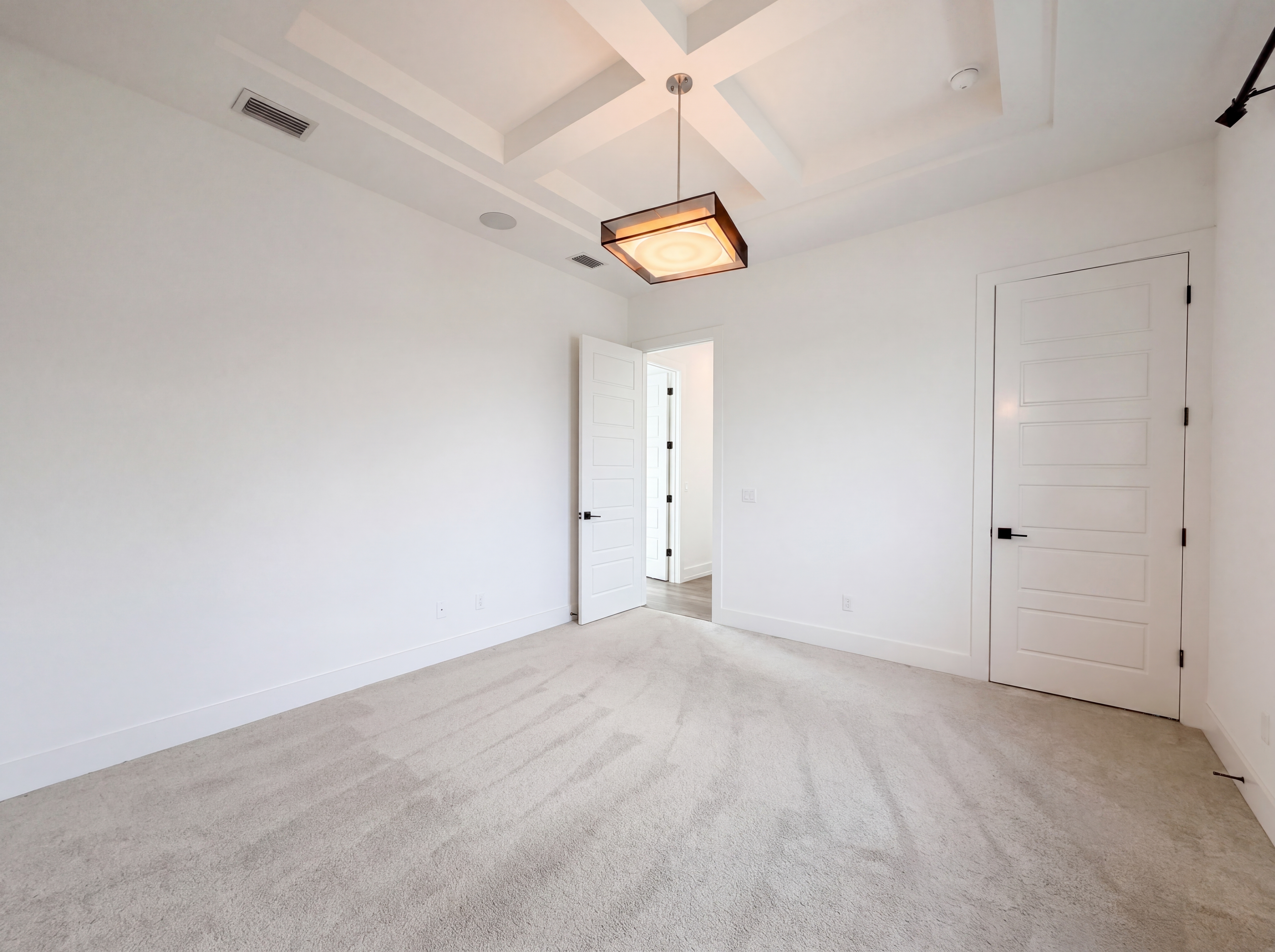 Photo 4 of 43 of 5911 Redbay Blvd, Bradenton, FL
