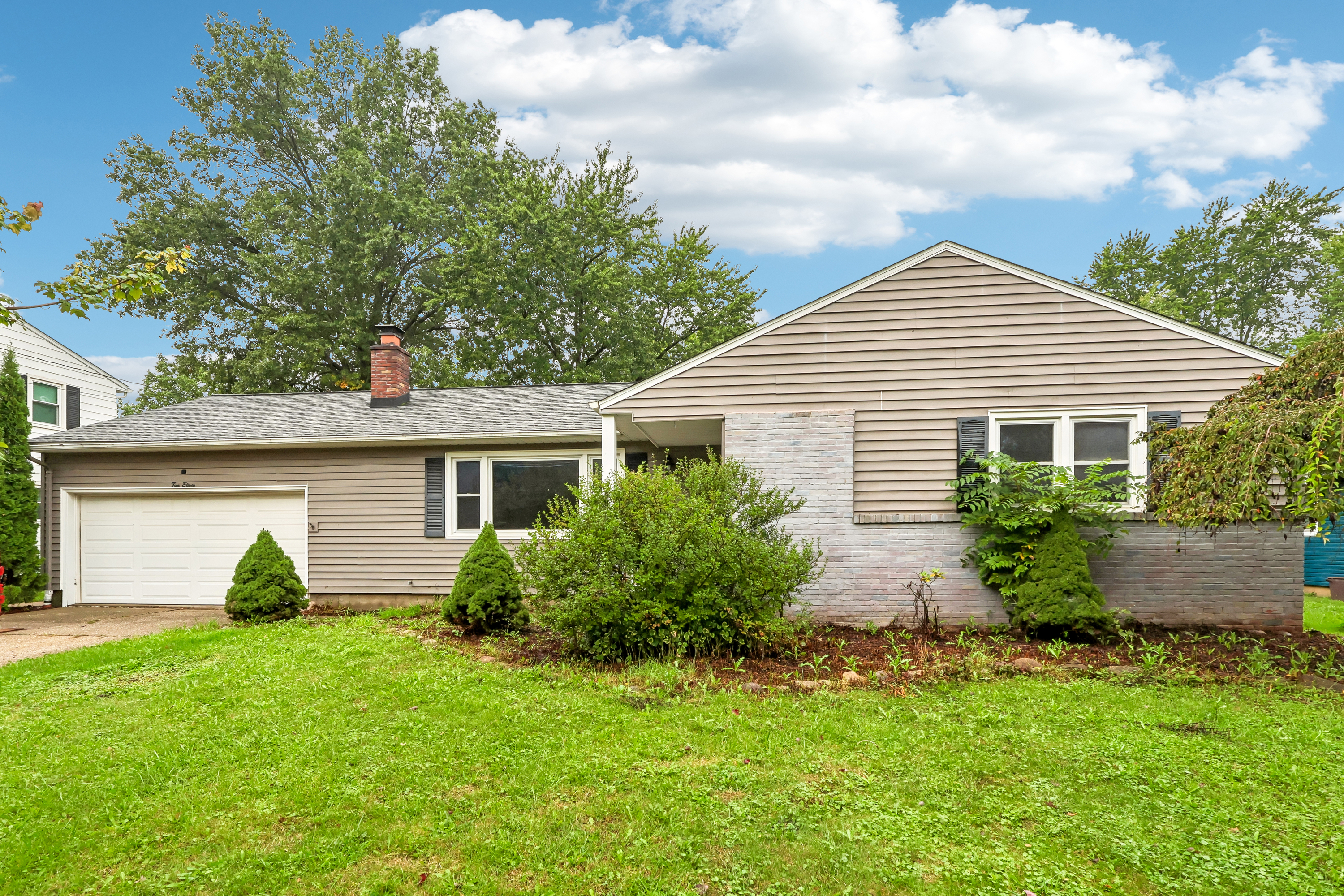 Photo 48 of 50 of 211 Roshon Dr, Medina, OH
