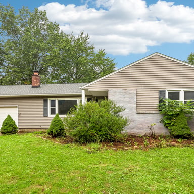 Property photo 1 of 211 Roshon Dr