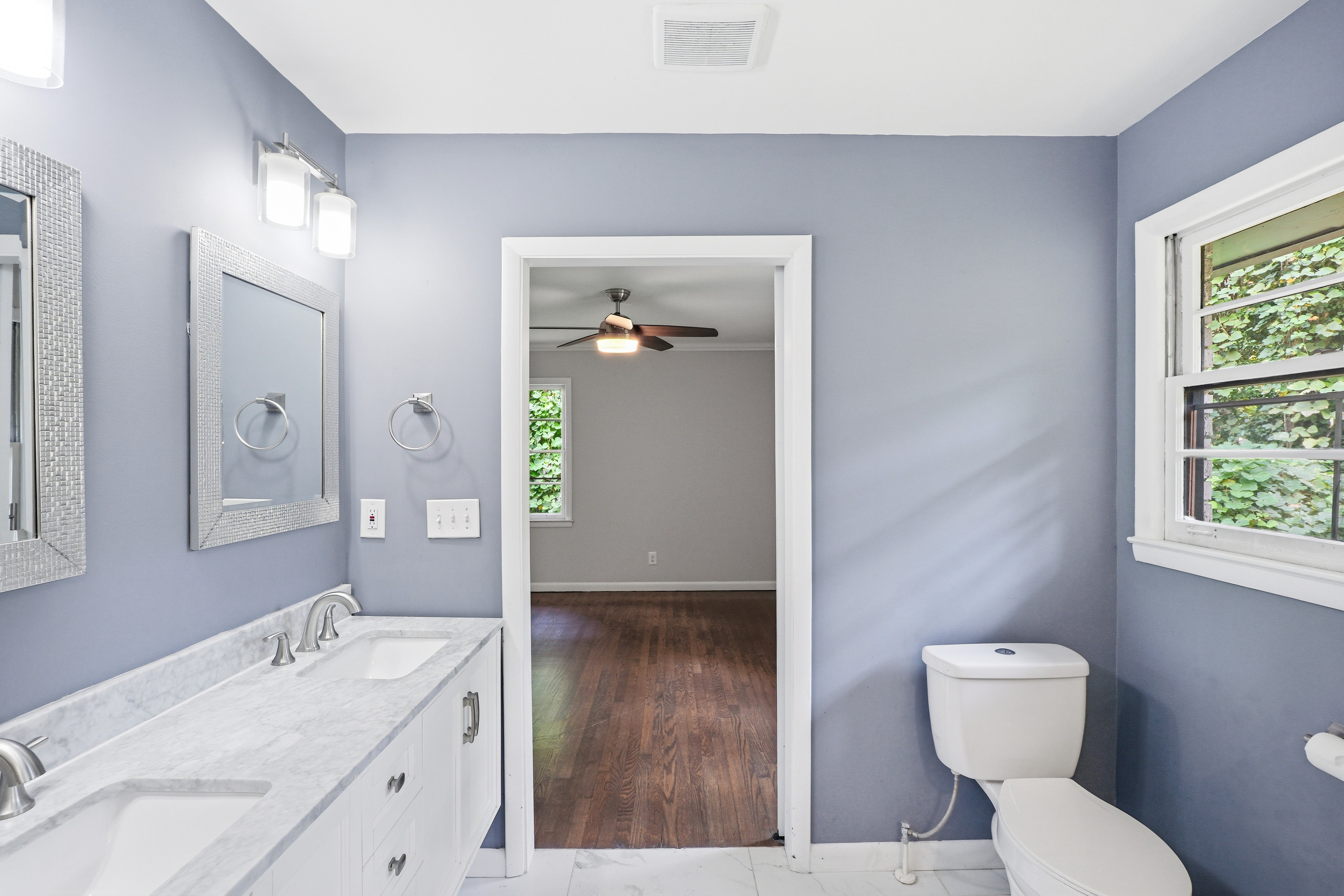 Photo 20 of 35 of 3020 Landrum Dr SW, Atlanta, GA