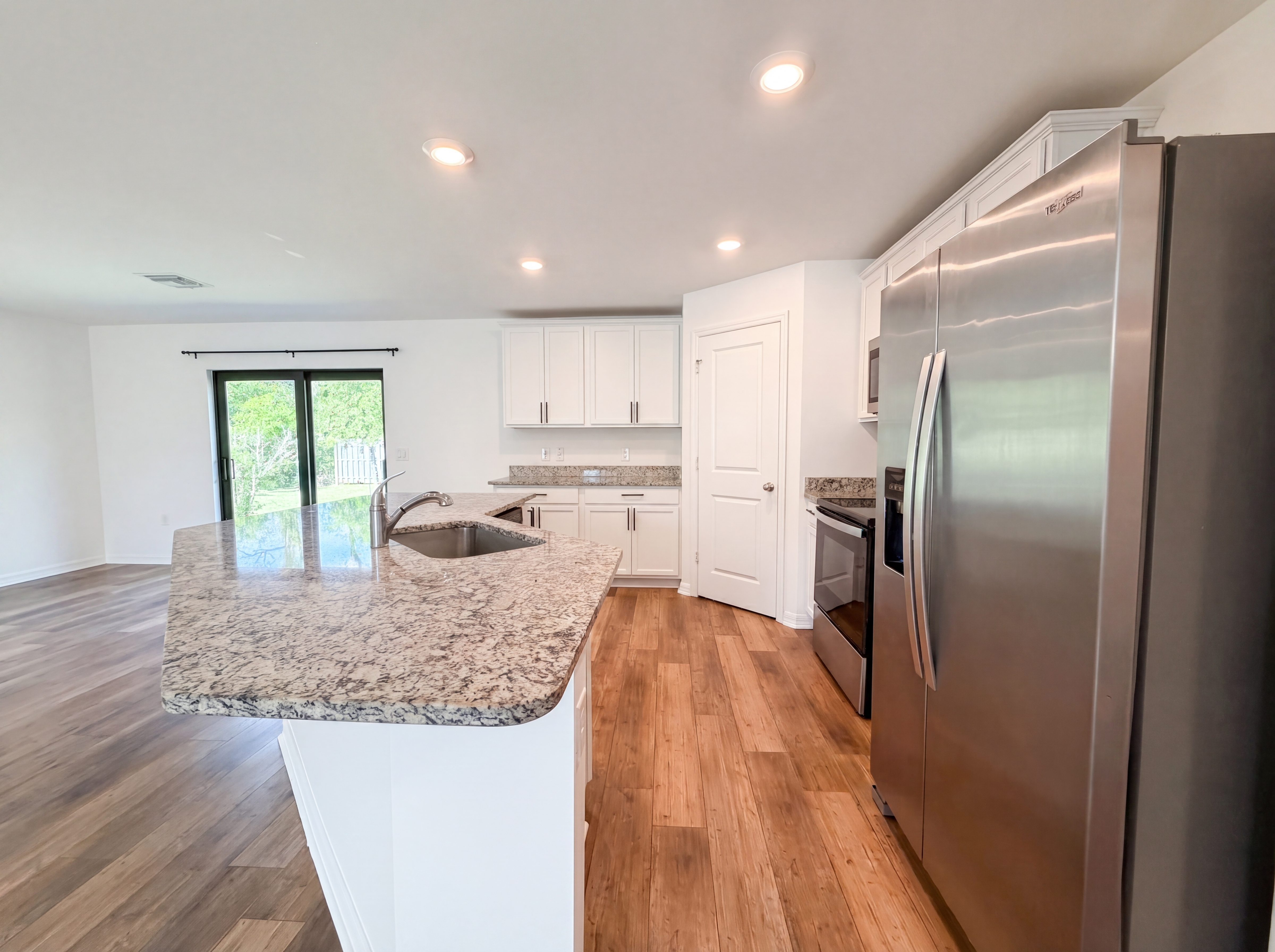 Photo 2 of 29 of 5163 Tarpon St, North Port, FL