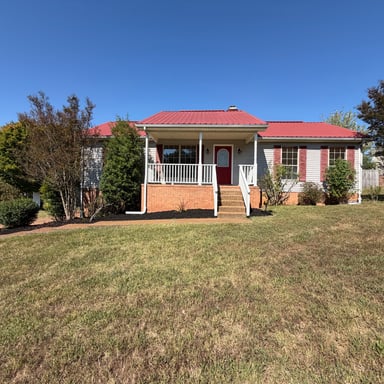 Property photo 1 of 1037 Shadowbrook Dr