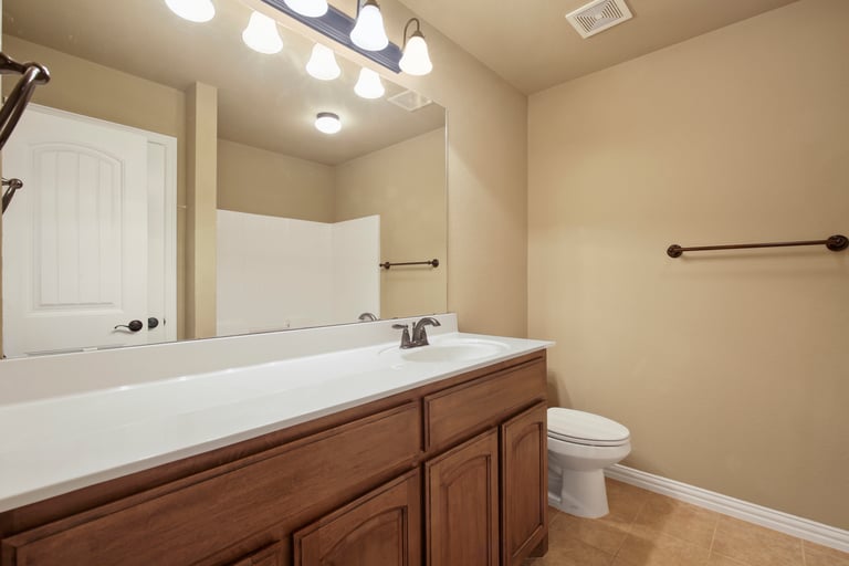Photo 12 of 26 - 7424 Durness Dr, Fort Worth, TX 76179