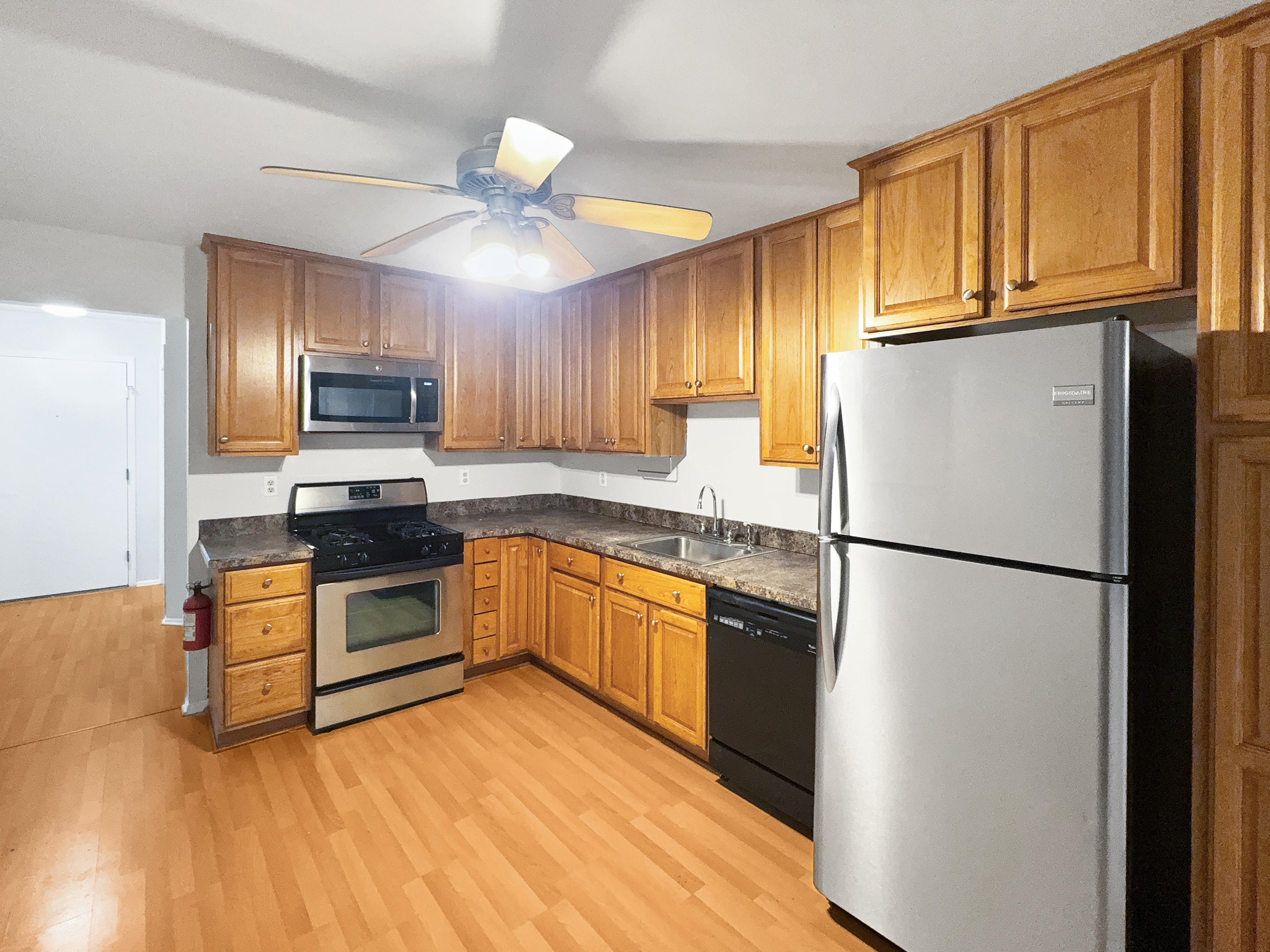 Photo 17 of 22 of 238 Drake Ln, Roxbury, NJ