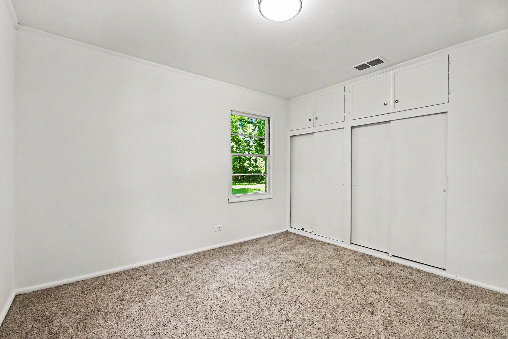 Photo 12 of 15 of 322 Indianwood Blvd, Park Forest, IL