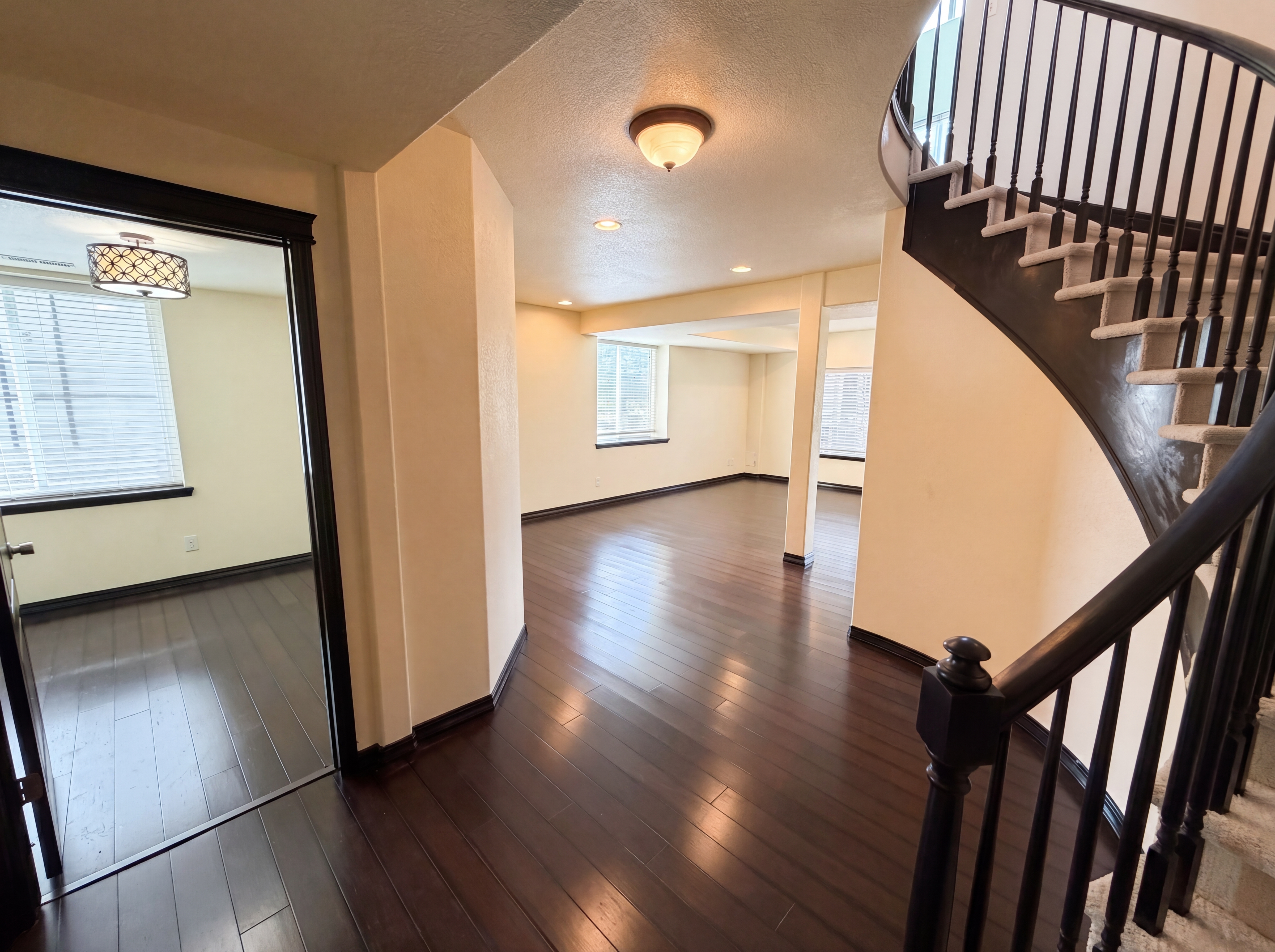 Photo 17 of 37 of 7469 S Biloxi Ct, Aurora, CO