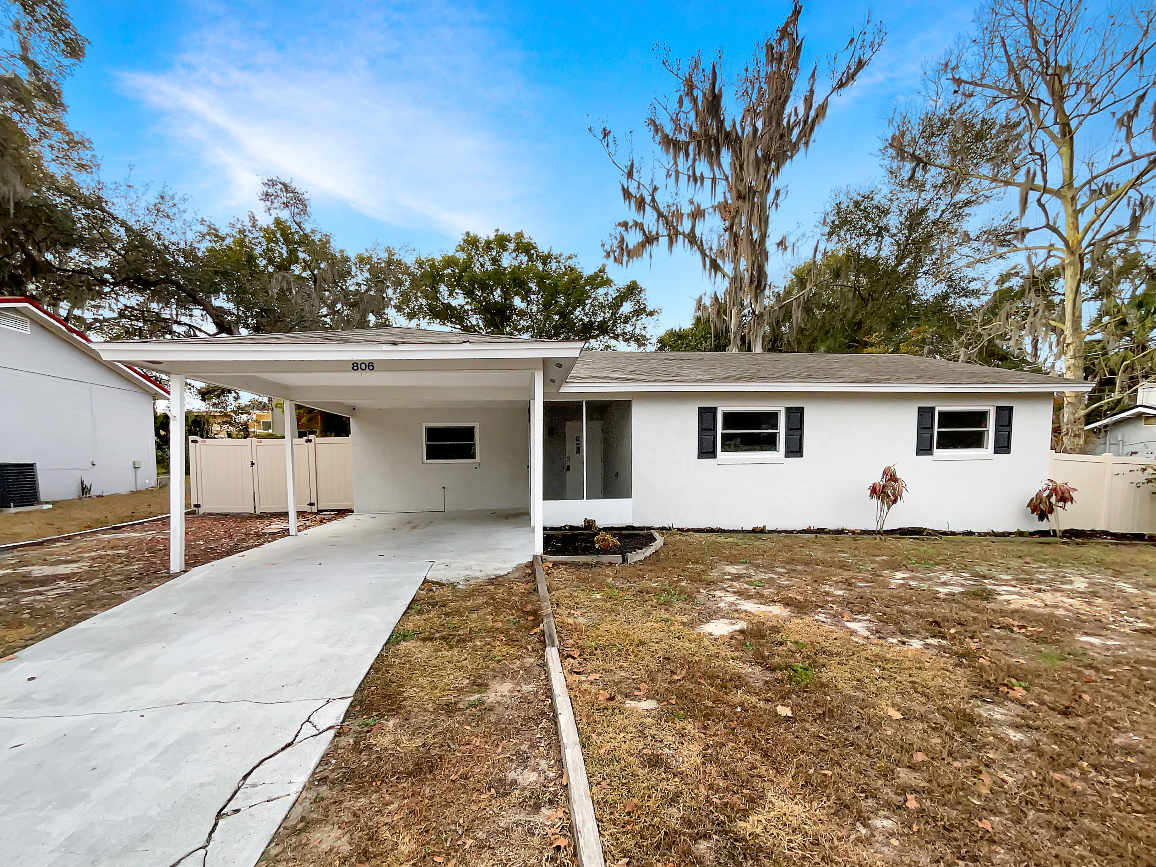 Photo 20 of 21 of 806 Wedgewood Dr, Mount Dora, FL