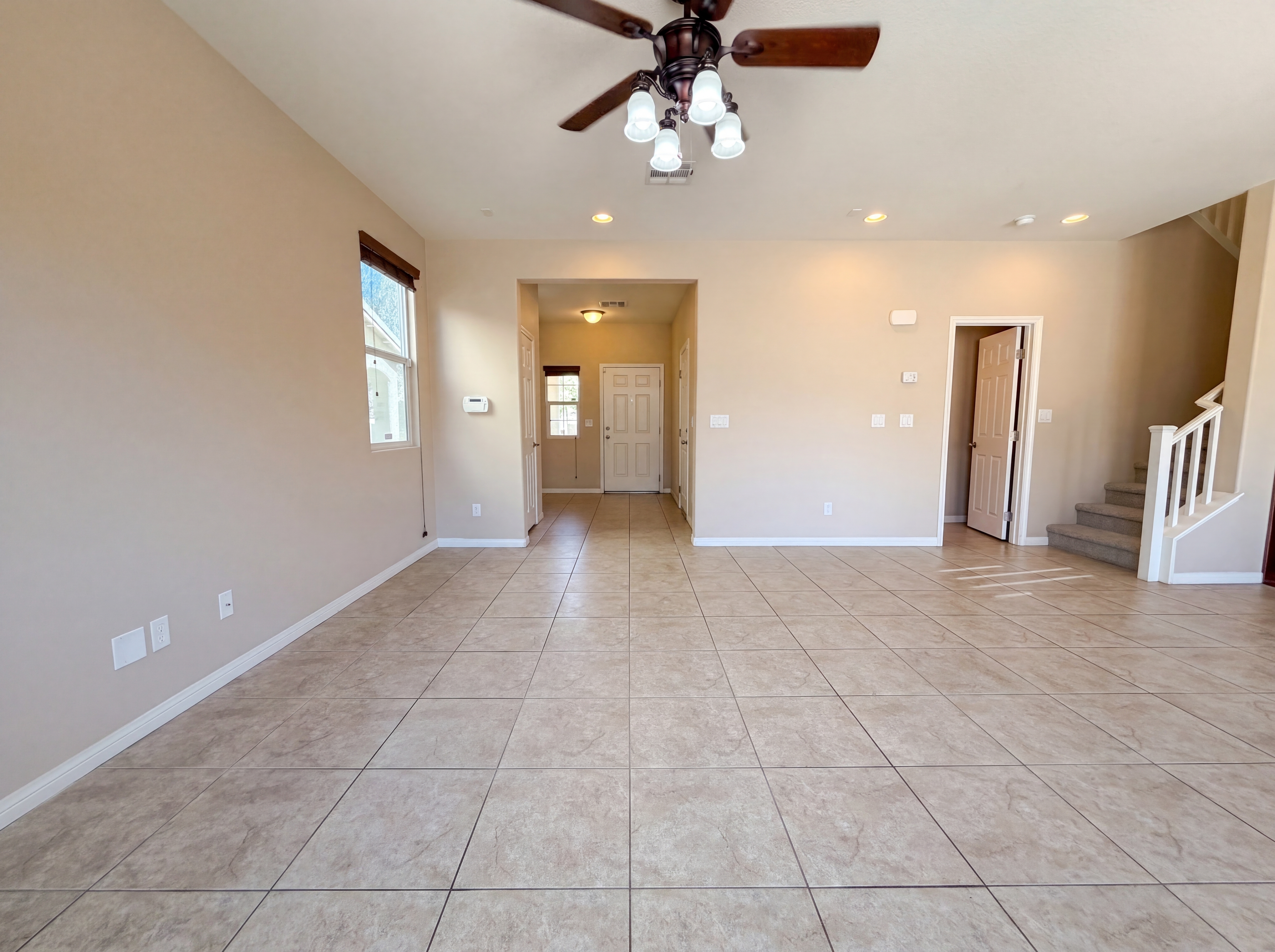 Photo 8 of 23 of 6472 Haypress Ct, Las Vegas, NV