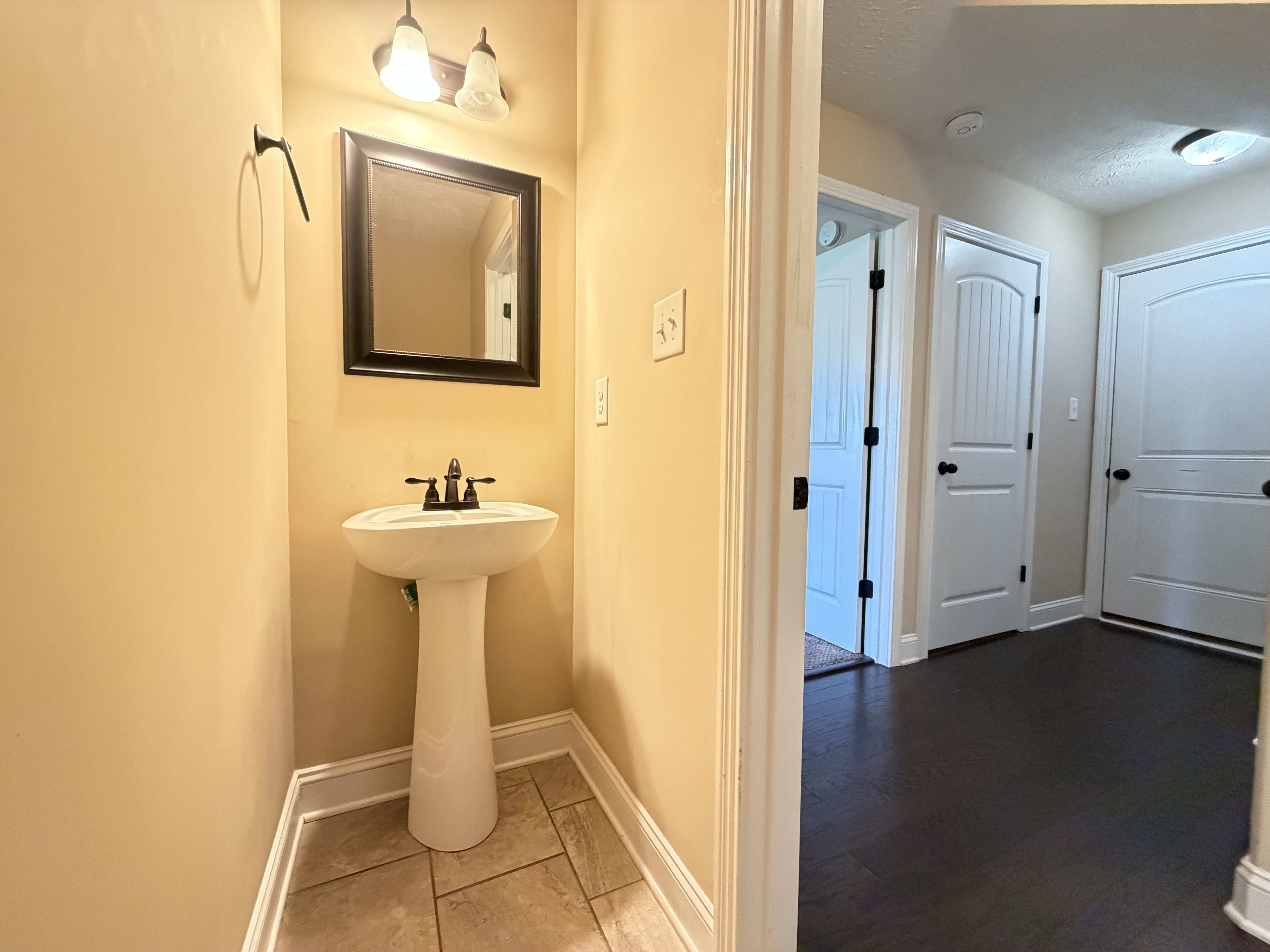 Photo 20 of 28 of 3208 Timberdale Dr, Clarksville, TN
