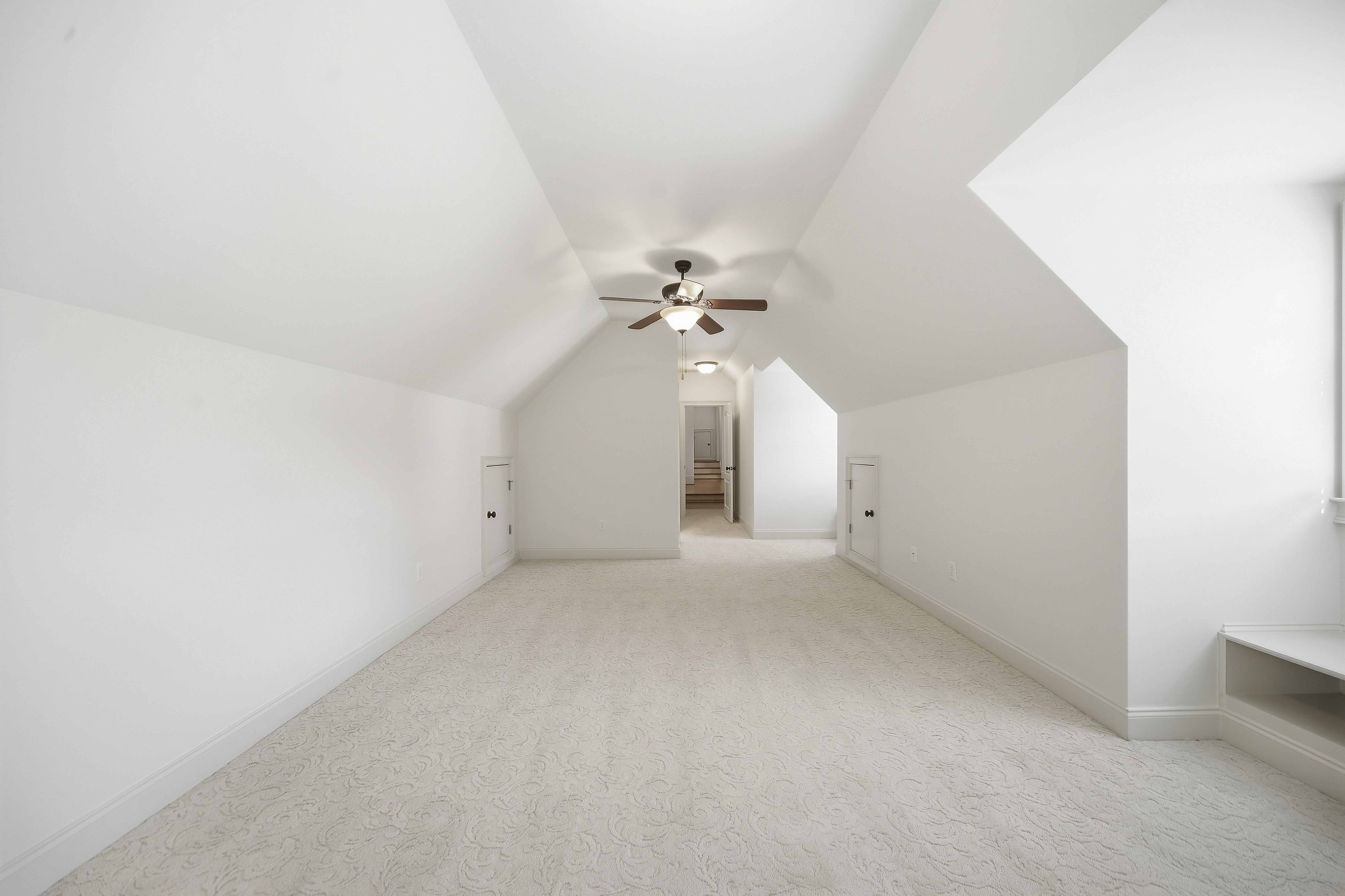 Photo 33 of 52 of 3420 Camellia Ln, Suwanee, GA