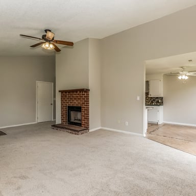 Property photo 3 of 1305 Aubry Dr