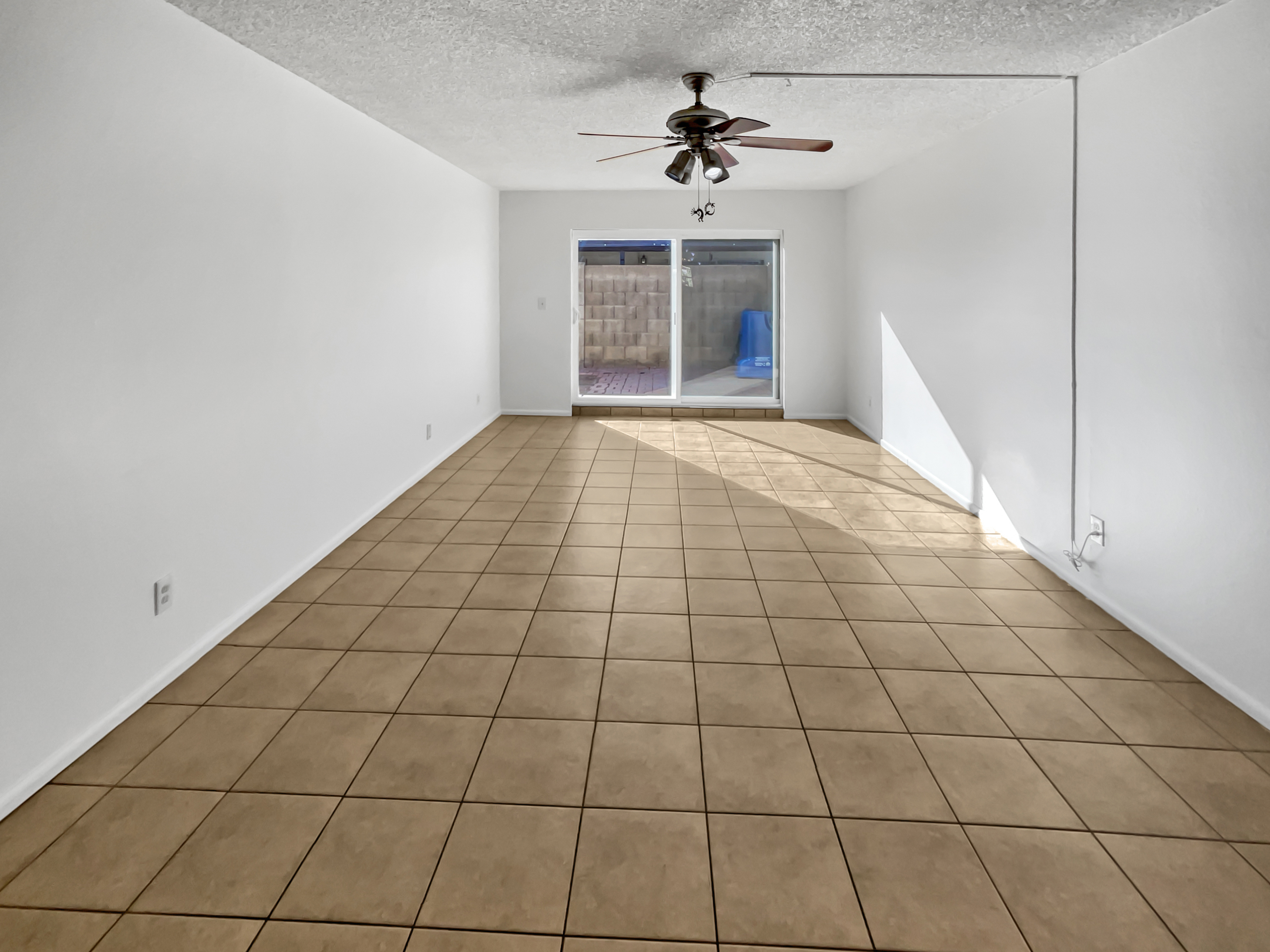 Photo 12 of 20 of 3007 W Redfield Rd, Phoenix, AZ