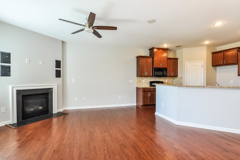 Photo 6 of 25 - 3862 Wild Meadow Ln, Wake Forest, NC 27587