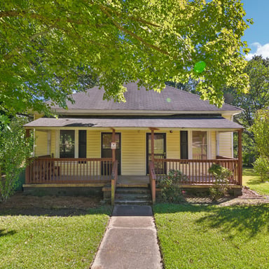 Property photo 1 of 62 Pine St