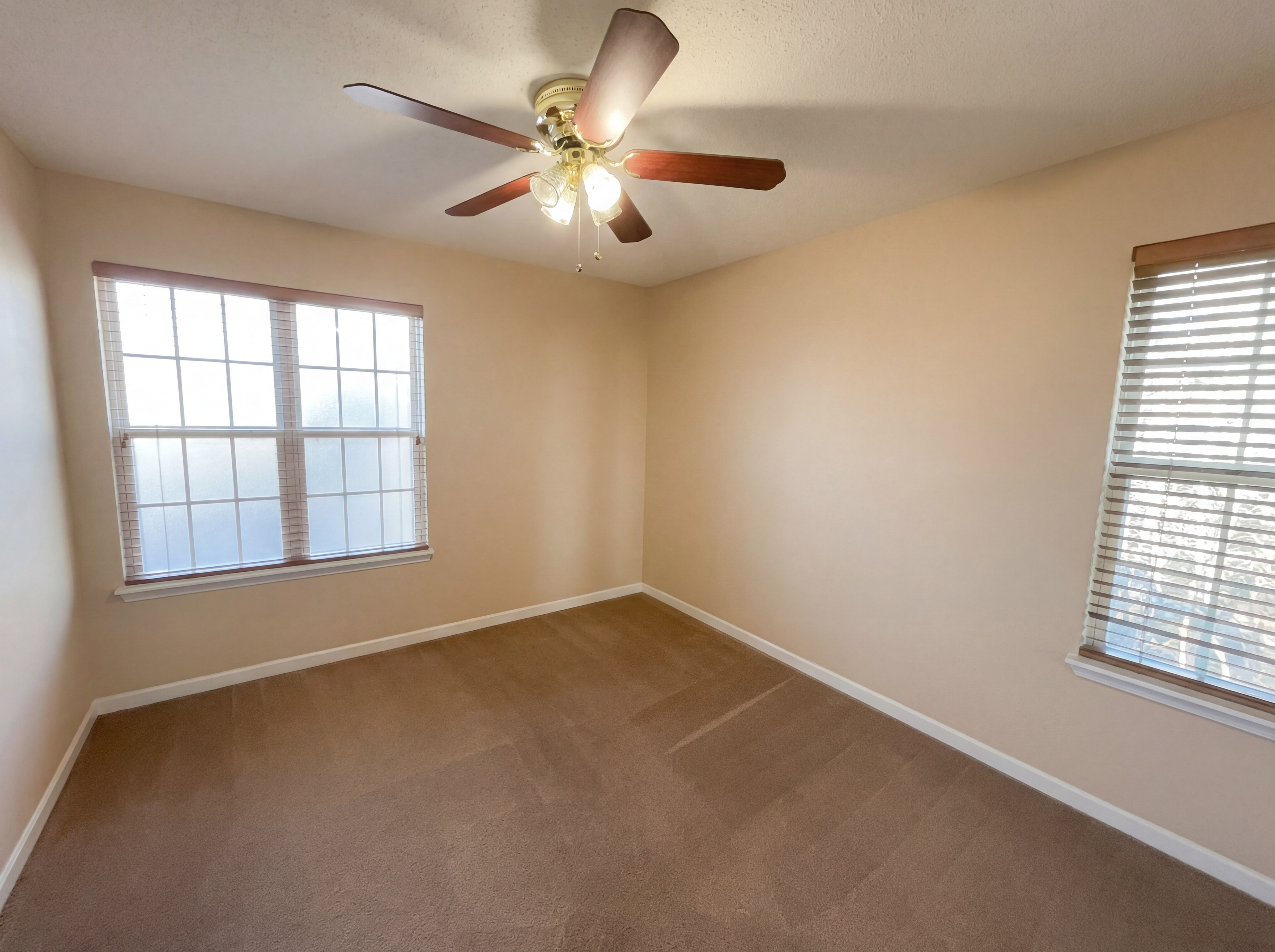 Photo 15 of 24 of 3062 Crest Ridge Cir SW, Marietta, GA