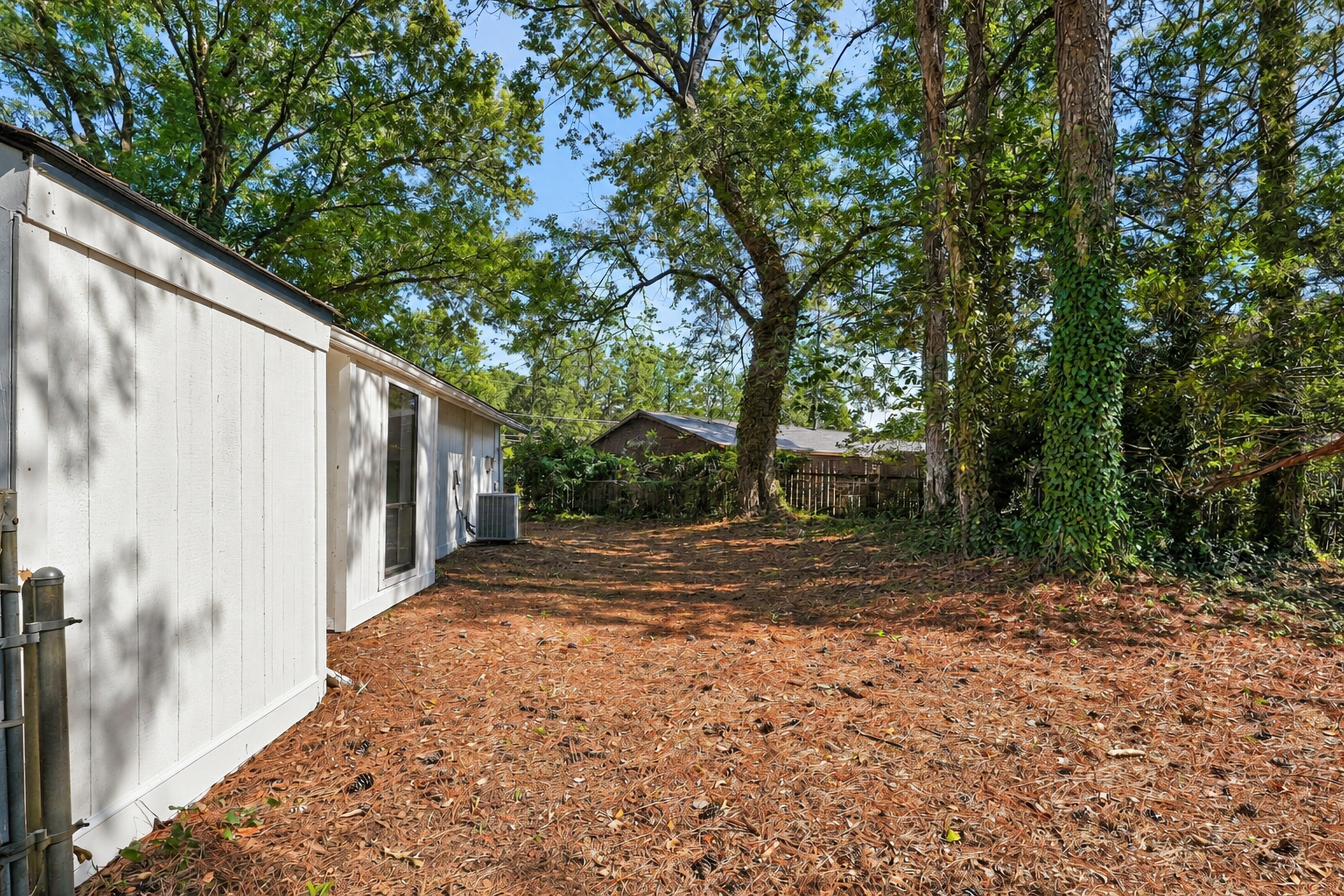 Photo 17 of 19 of 71 Bethesda Church Rd, Lawrenceville, GA