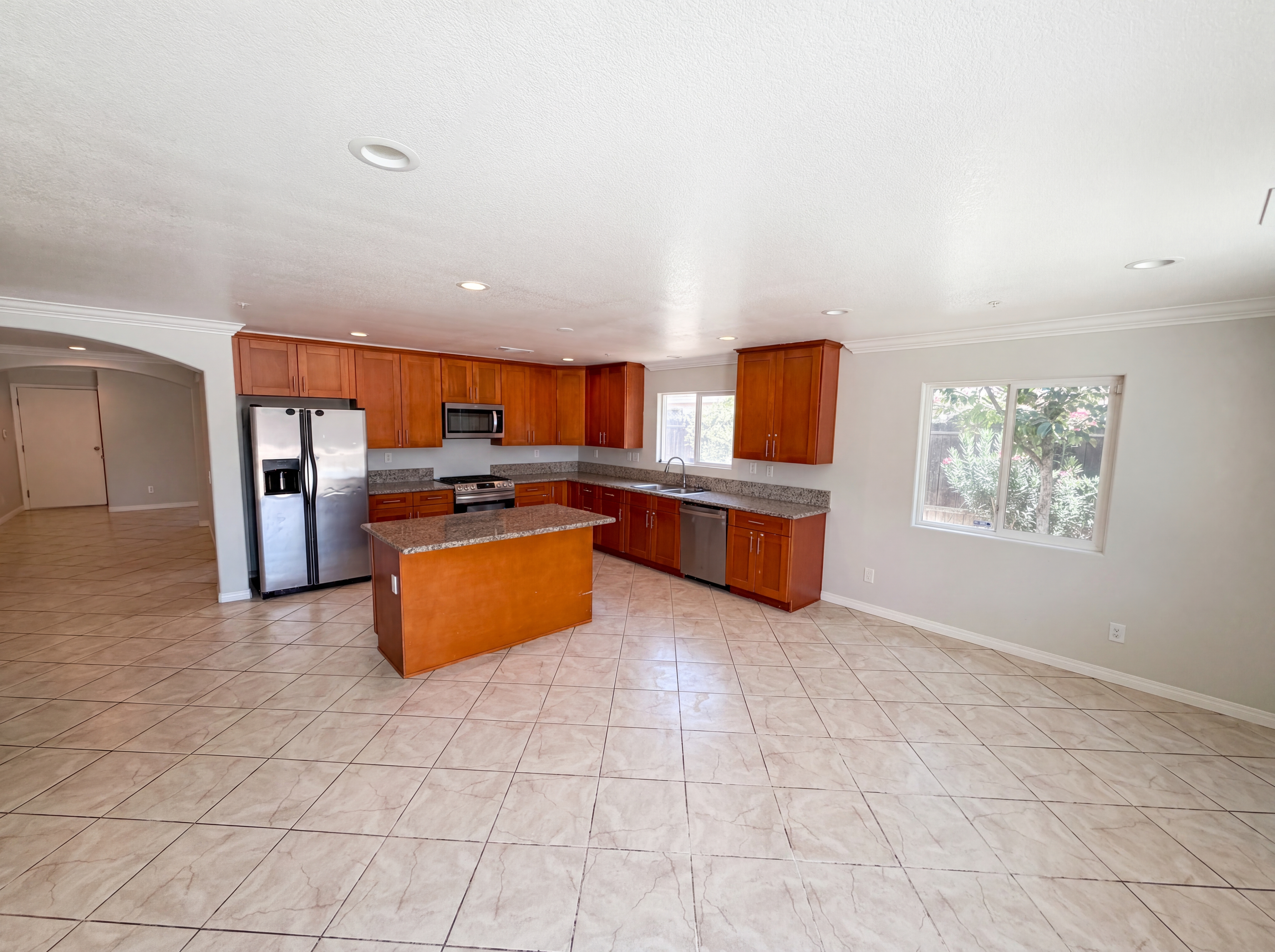 Photo 2 of 14 of 1774 7th St, Riverside, CA